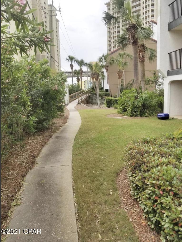 Edgewater Golf Villas 6 B - Residential