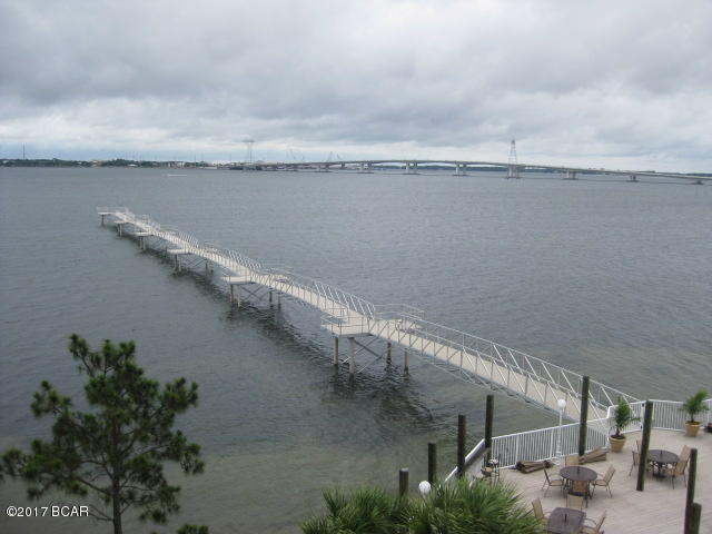 Hibiscus By The Bay - Residential