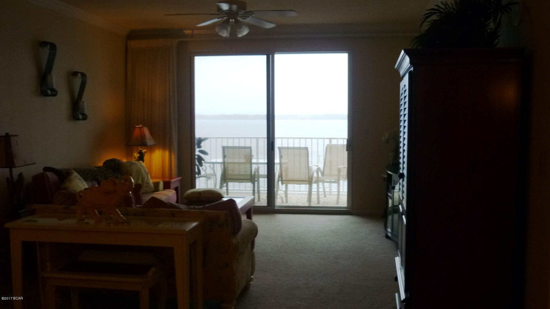 Hibiscus By The Bay - Residential