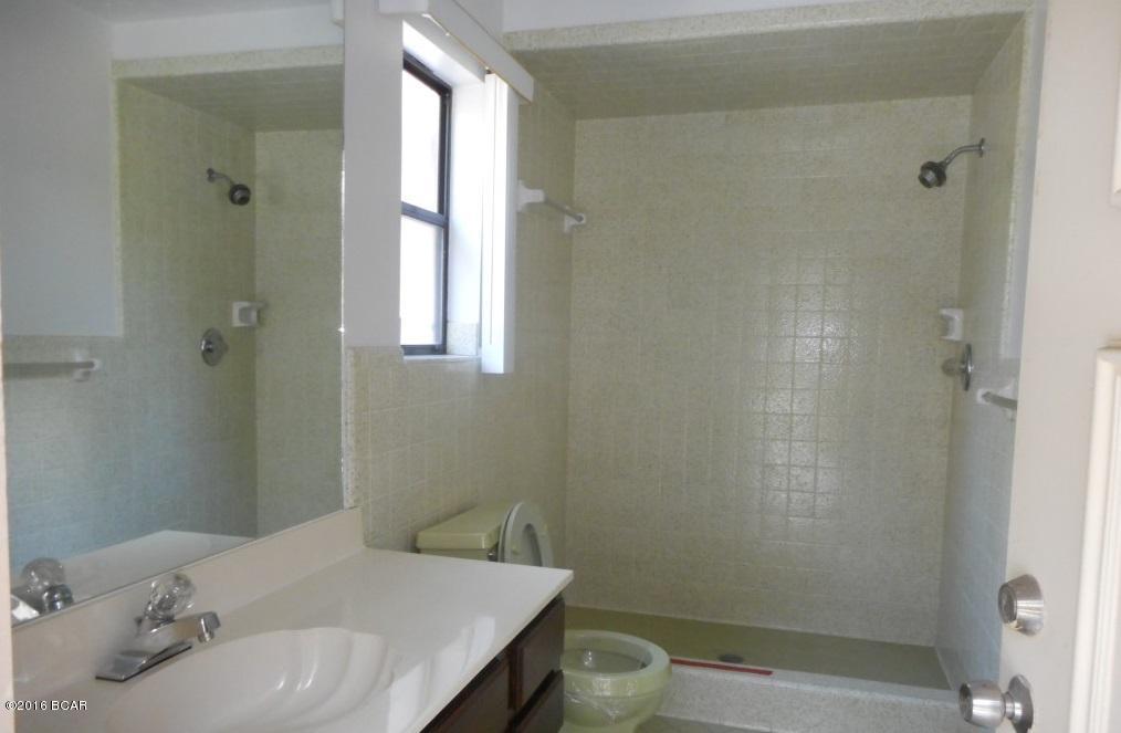 Baywood Shores Est Unit 6 - Residential