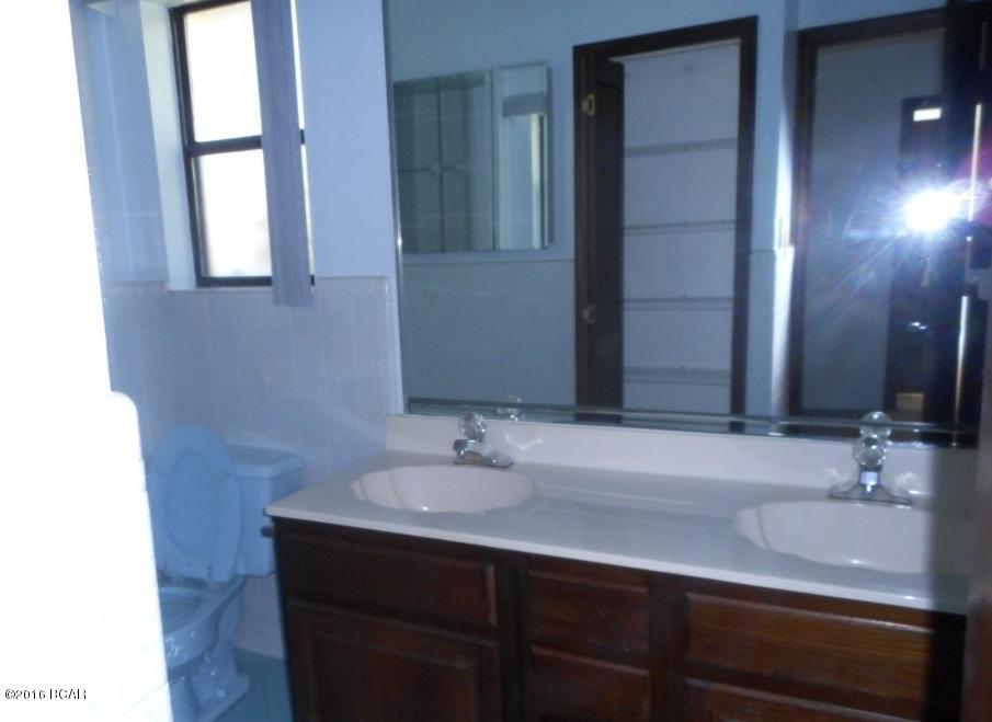 Baywood Shores Est Unit 6 - Residential