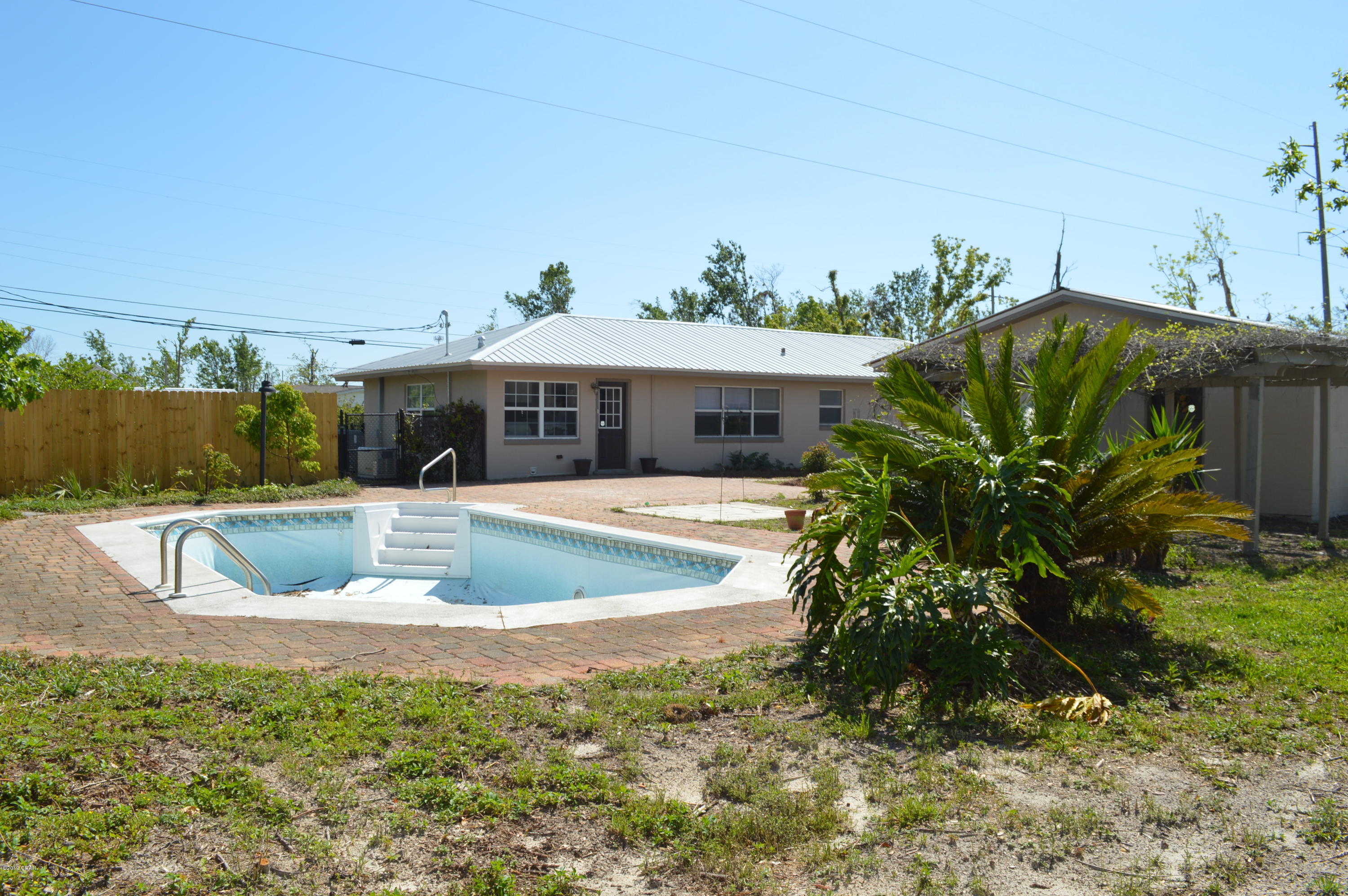 Lake Drive Heights - Residential