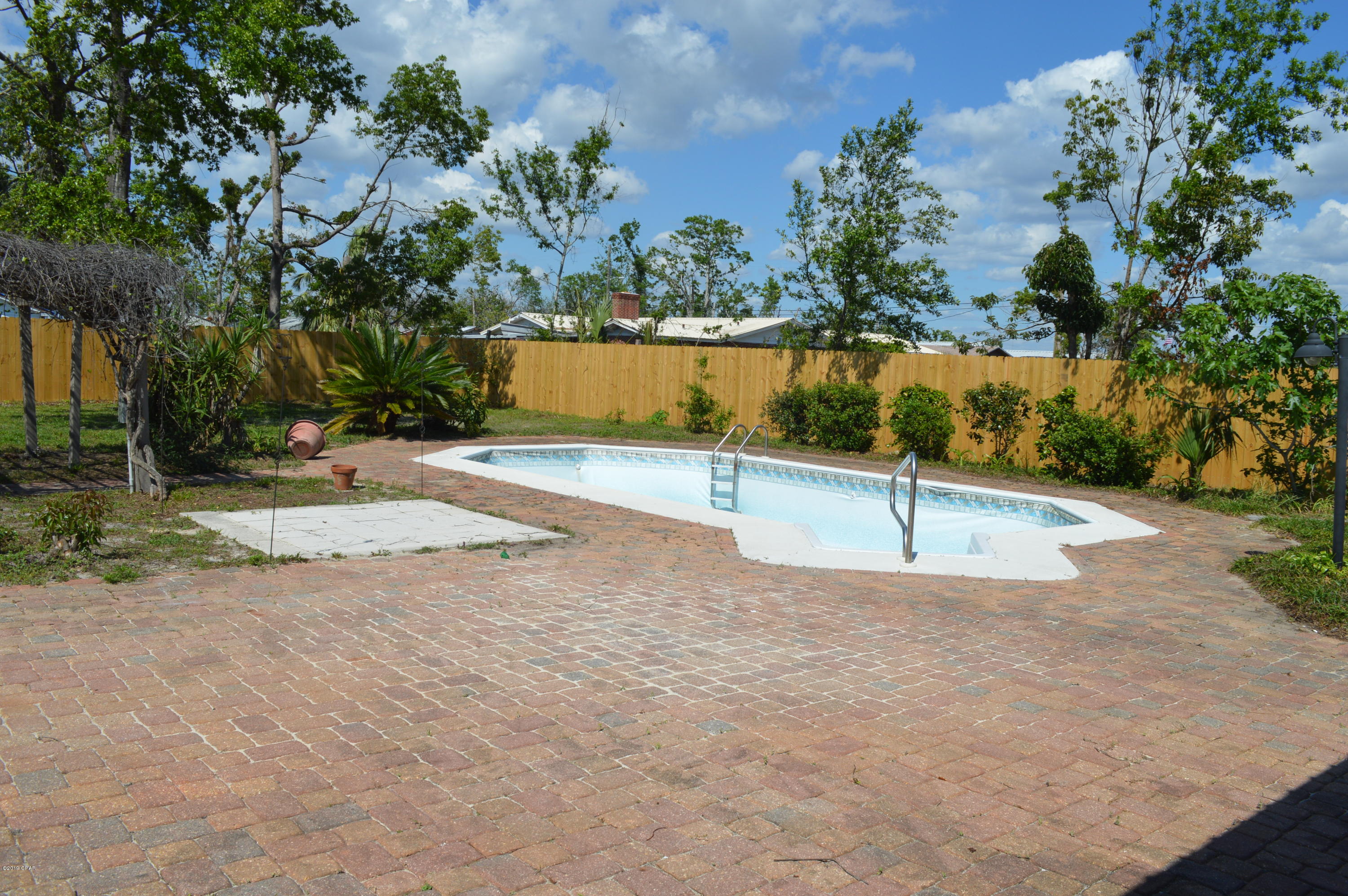 Lake Drive Heights - Residential