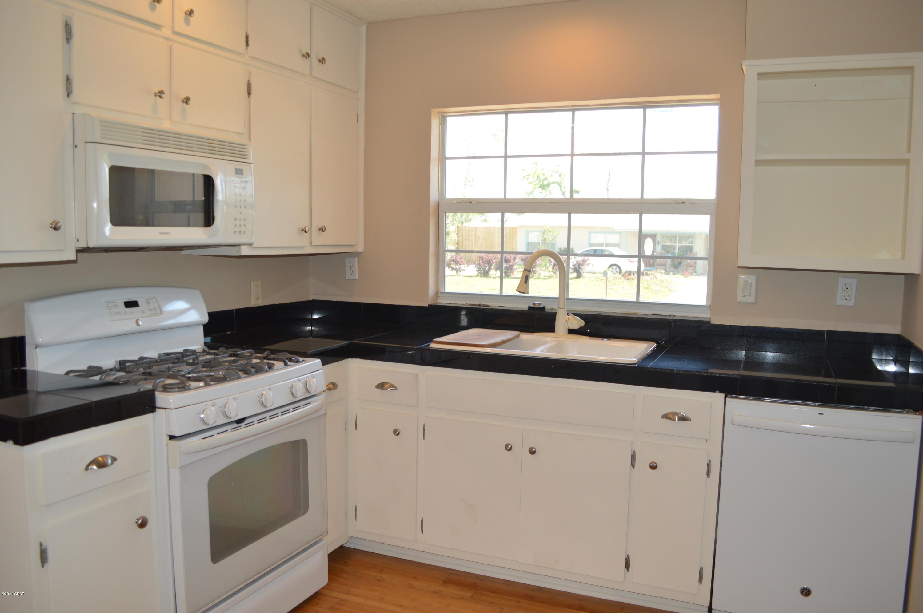 Lake Drive Heights - Residential