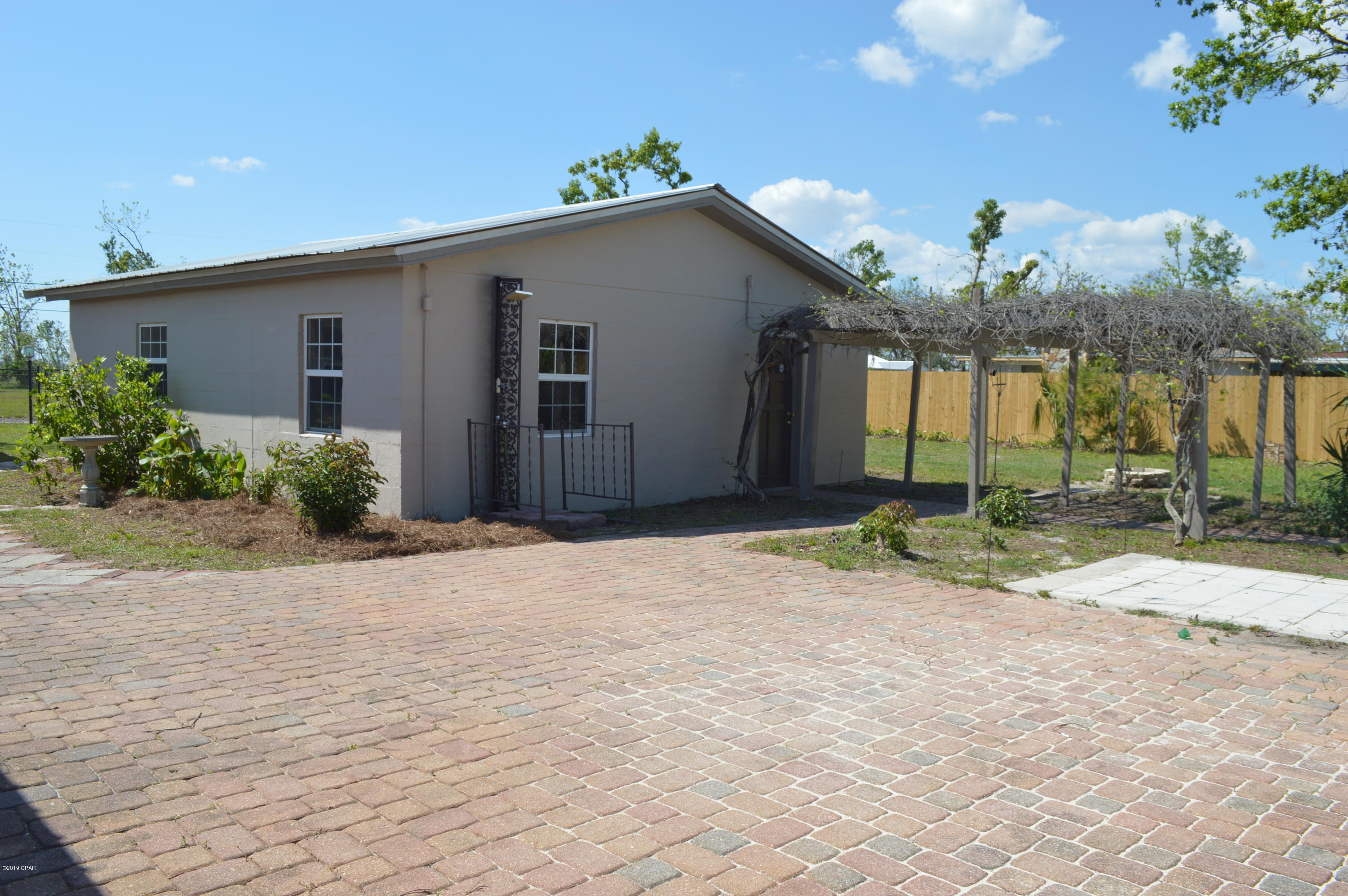 Lake Drive Heights - Residential