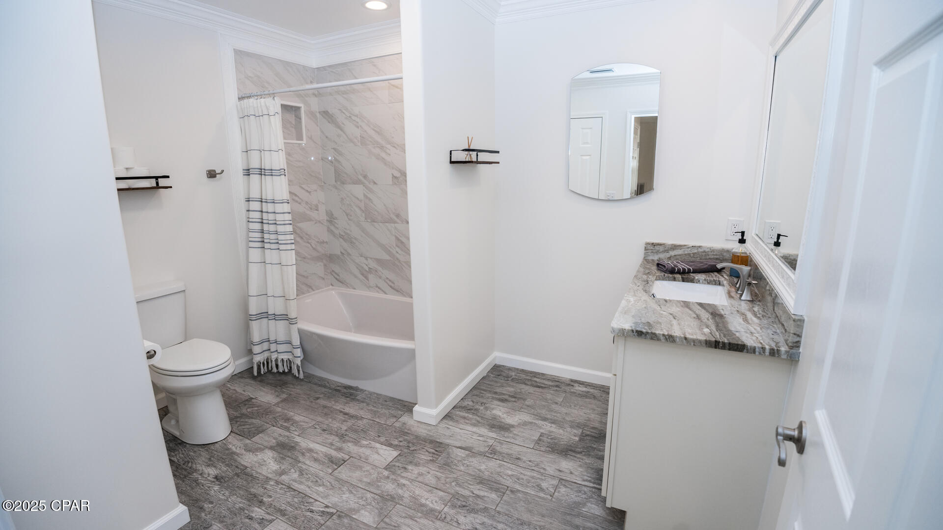 Chipley, Florida 32428, United States, 3 Bedrooms Bedrooms, ,2 BathroomsBathrooms,Residential,Active,77830