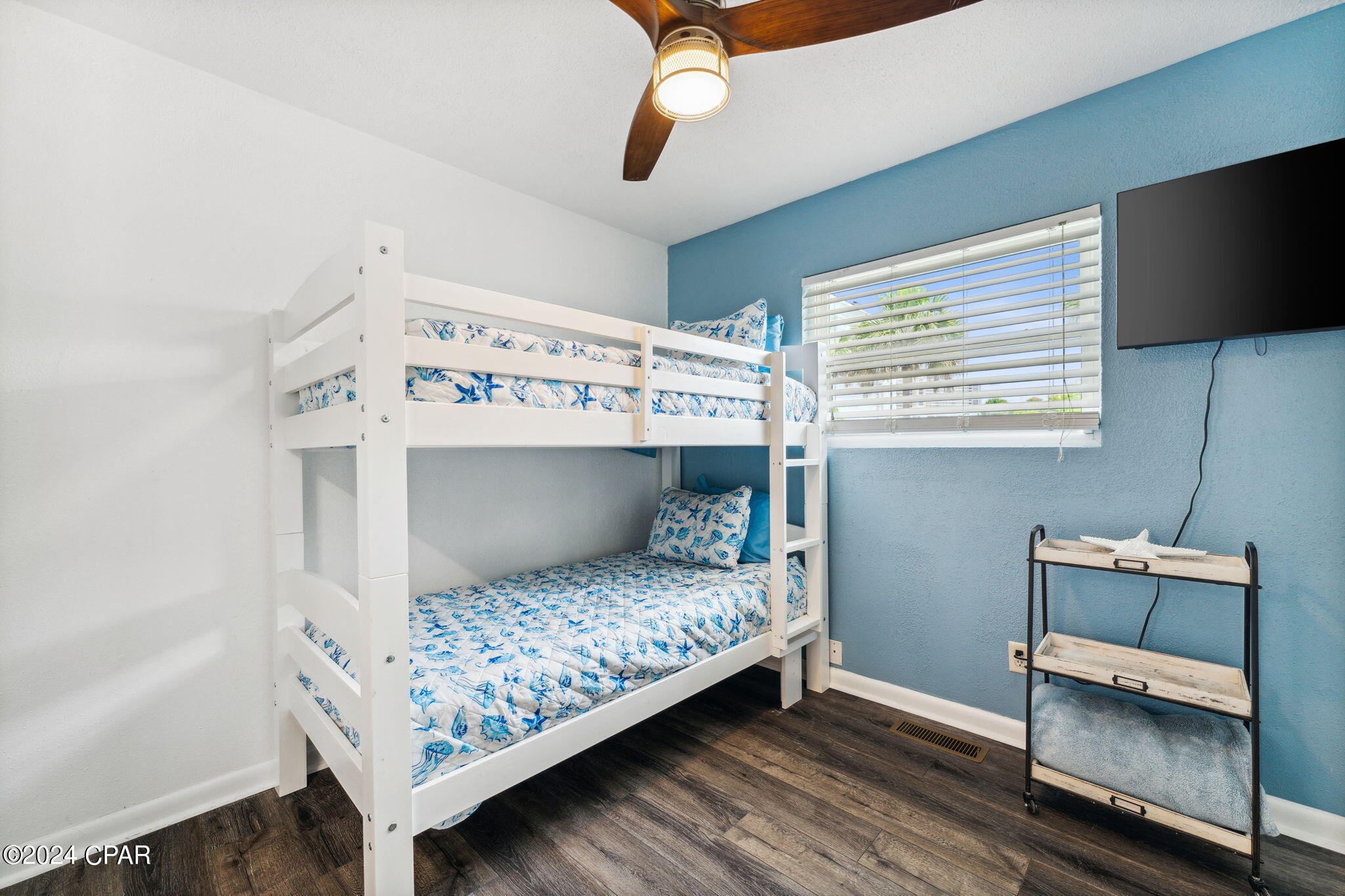 Long Beach 3rd - Residential