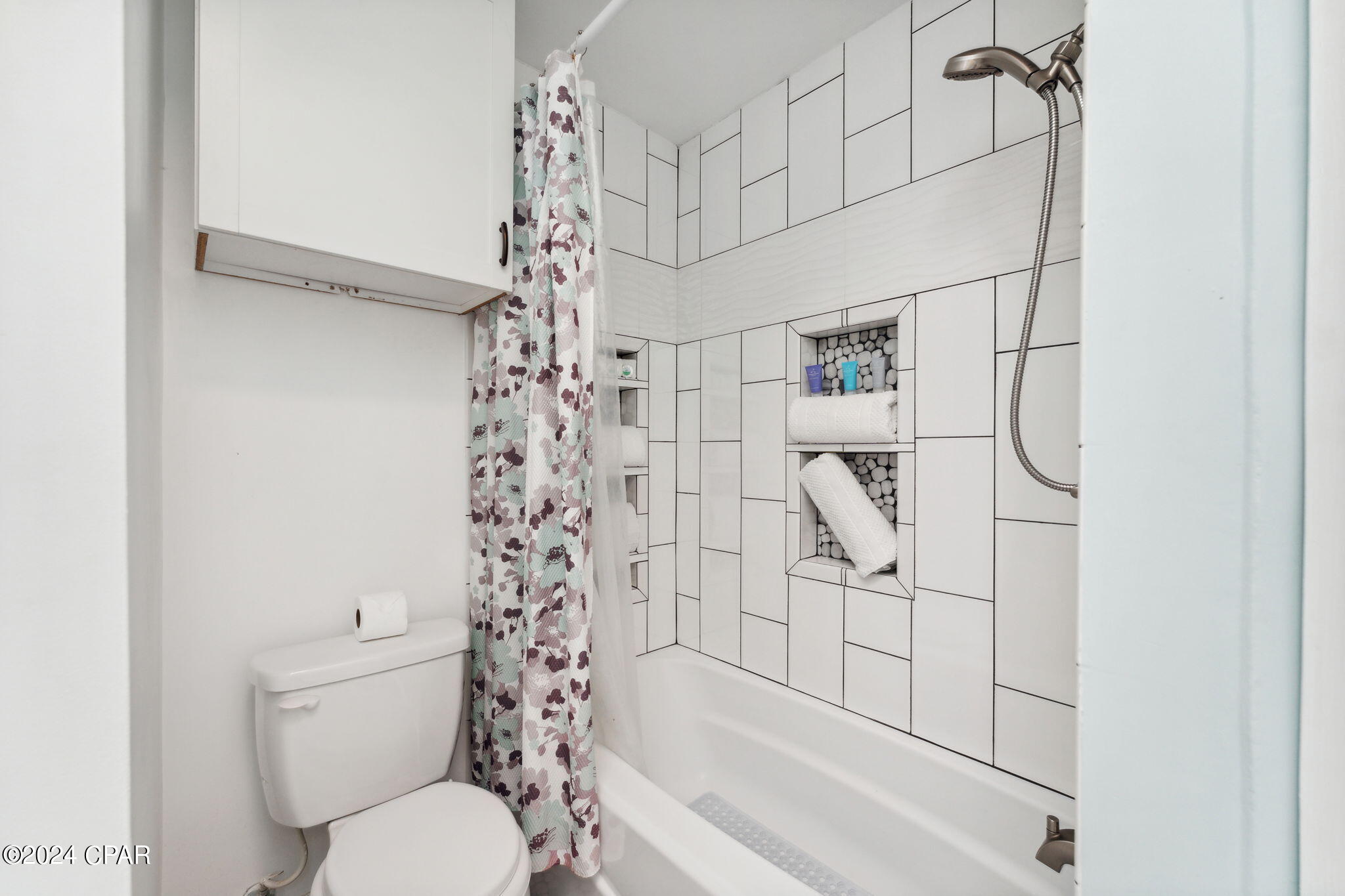 Long Beach 3rd - Residential