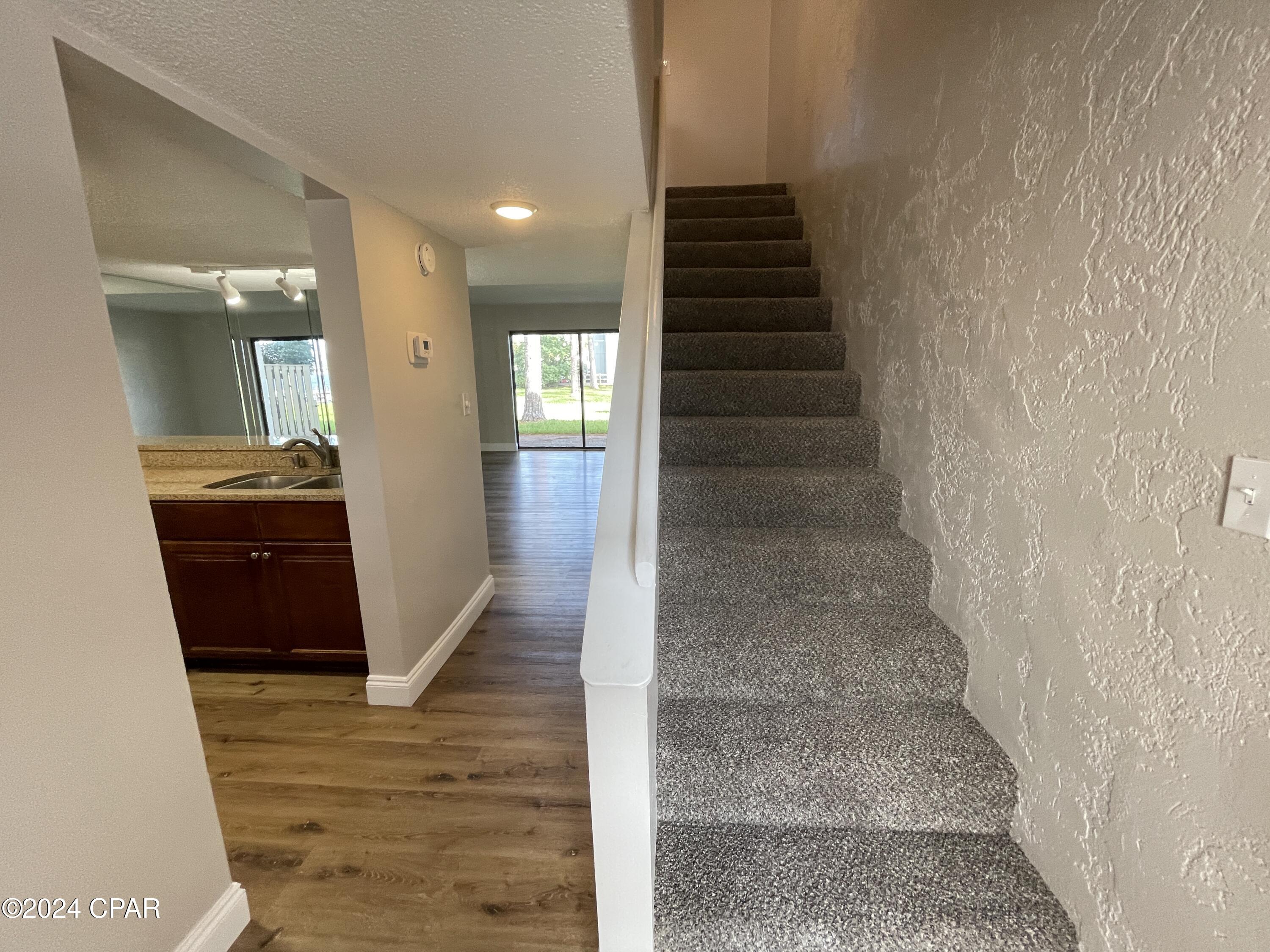 Palisades Condo Ph 1 - Residential Lease