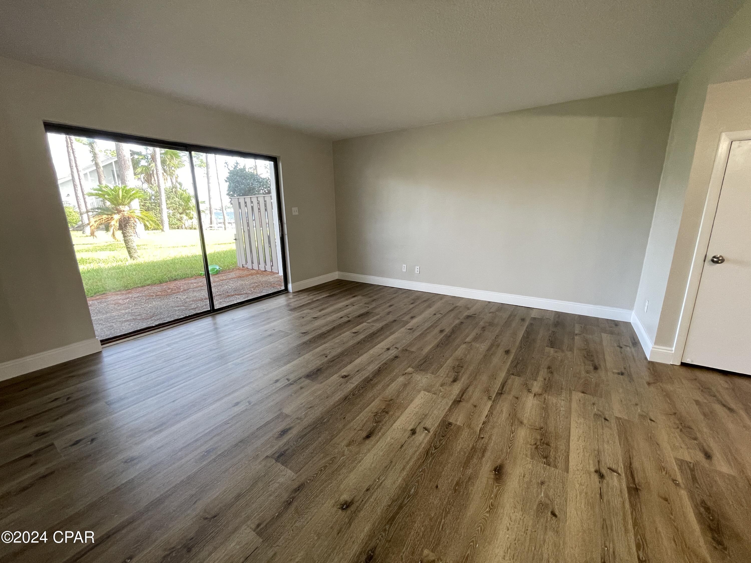 Palisades Condo Ph 1 - Residential Lease