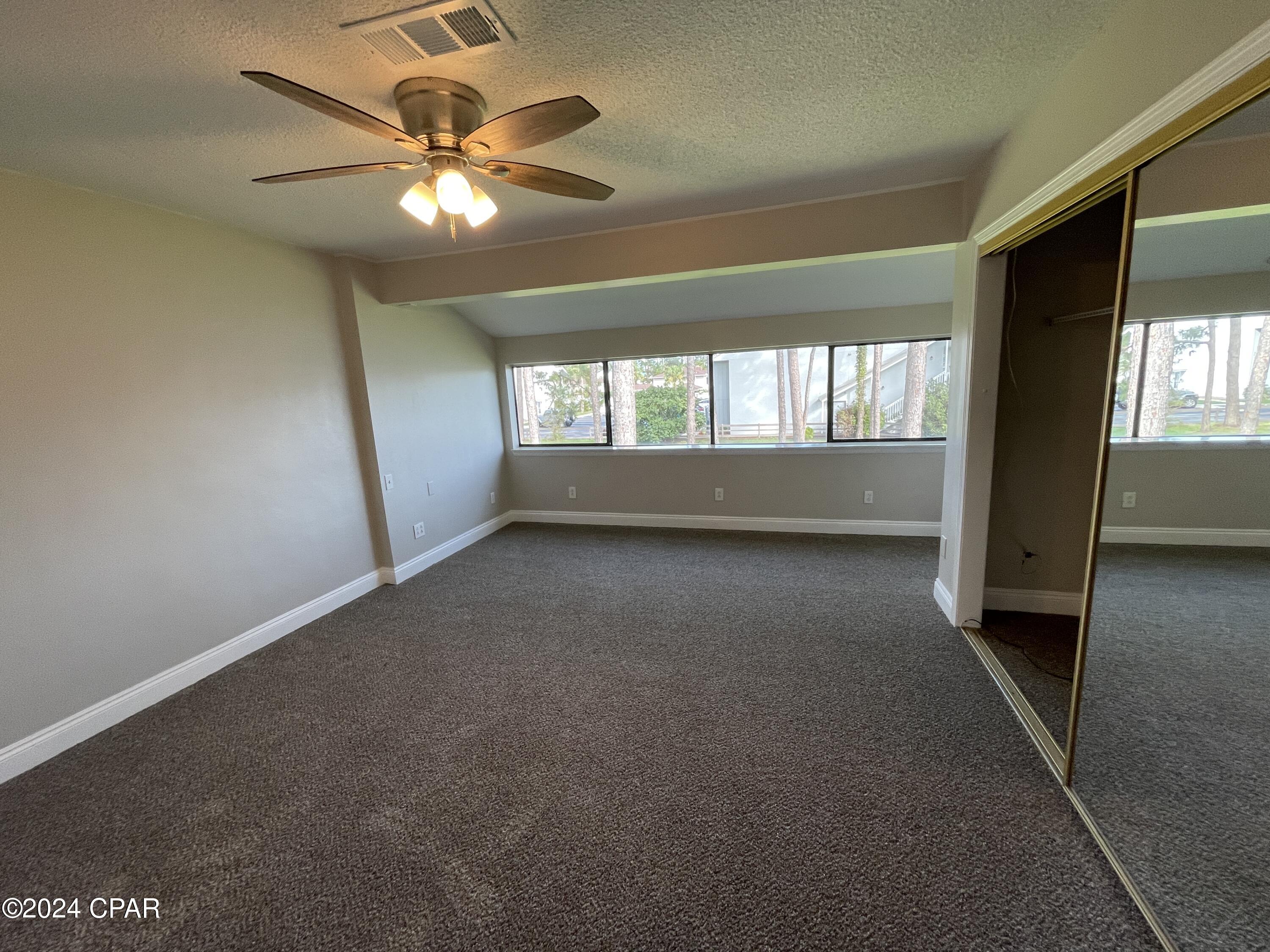 Palisades Condo Ph 1 - Residential Lease