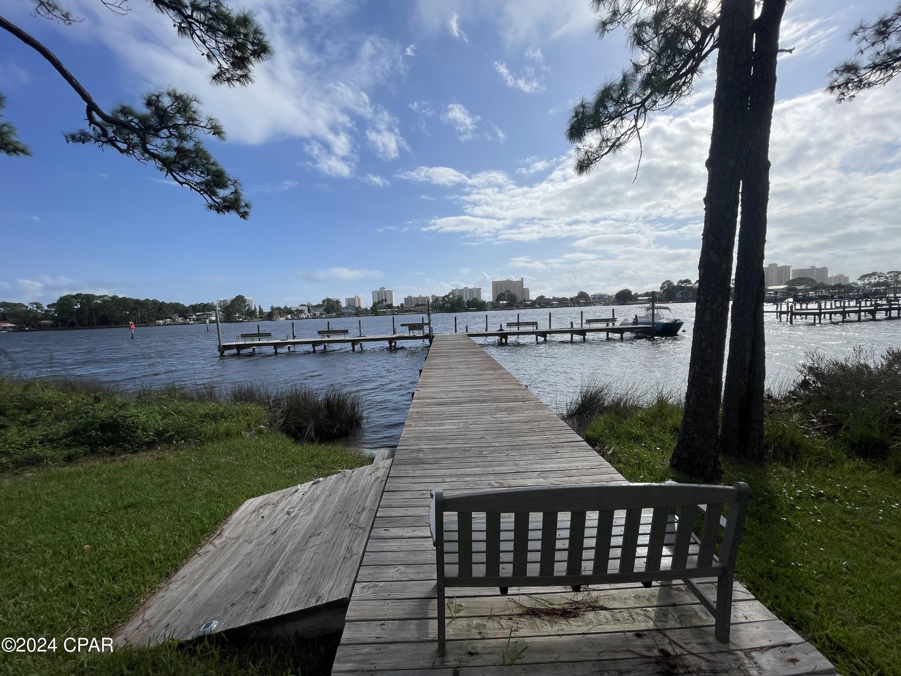 Palisades Condo Ph 1 - Residential Lease