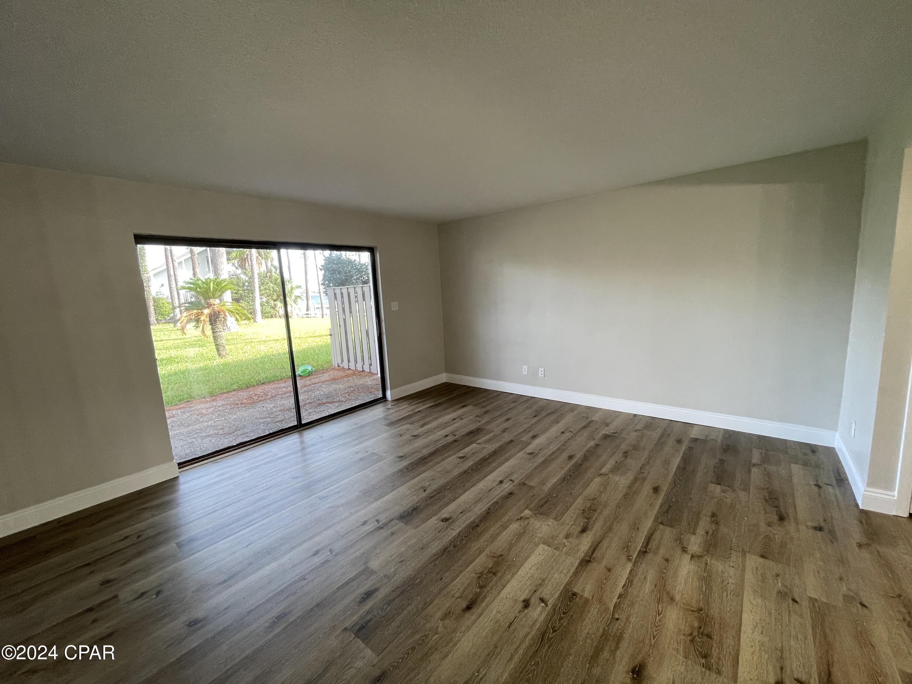 Palisades Condo Ph 1 - Residential Lease