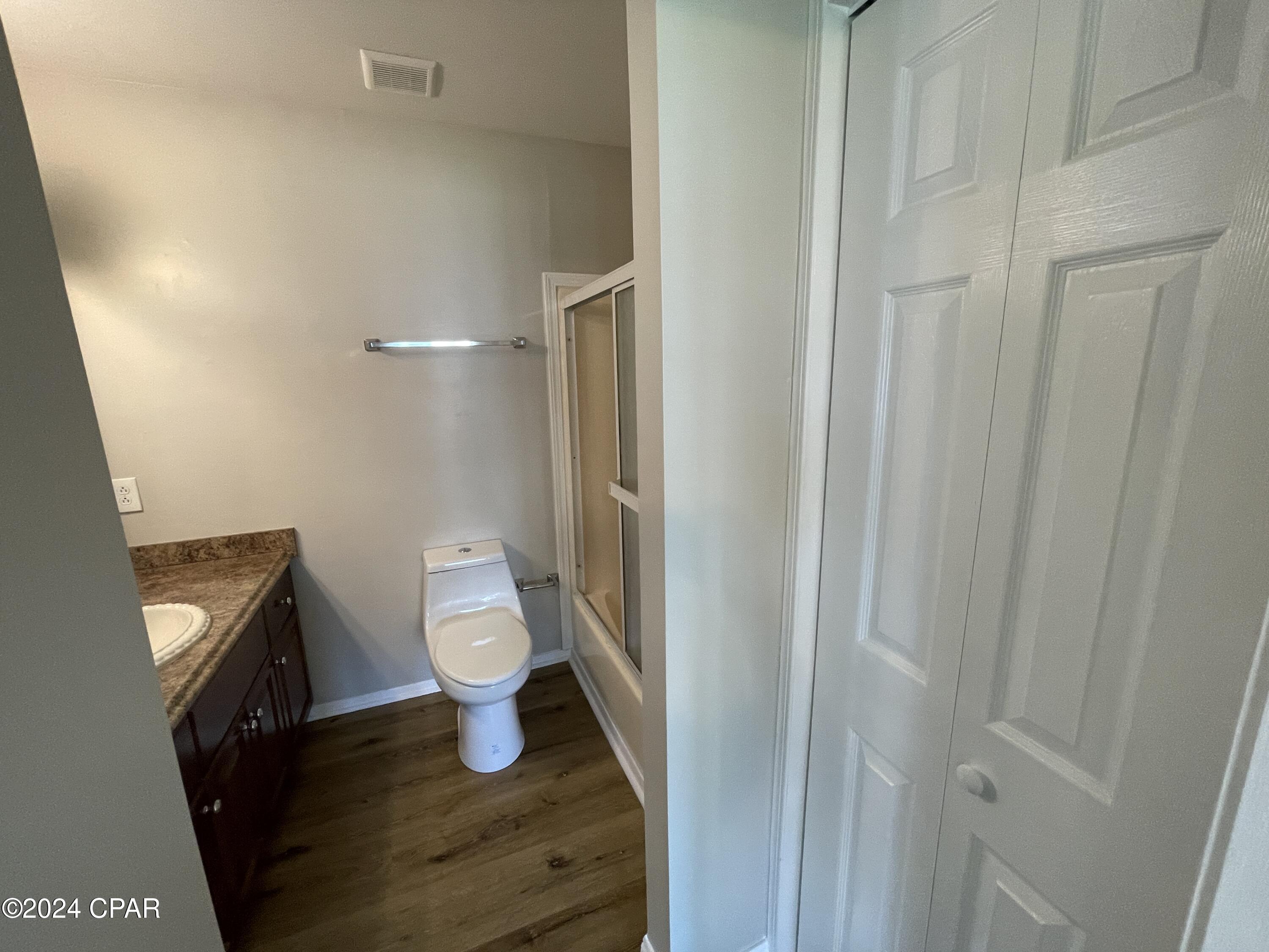 Palisades Condo Ph 1 - Residential Lease