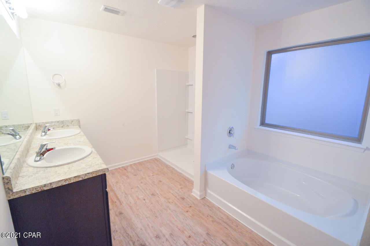 Brighton Oaks - Residential