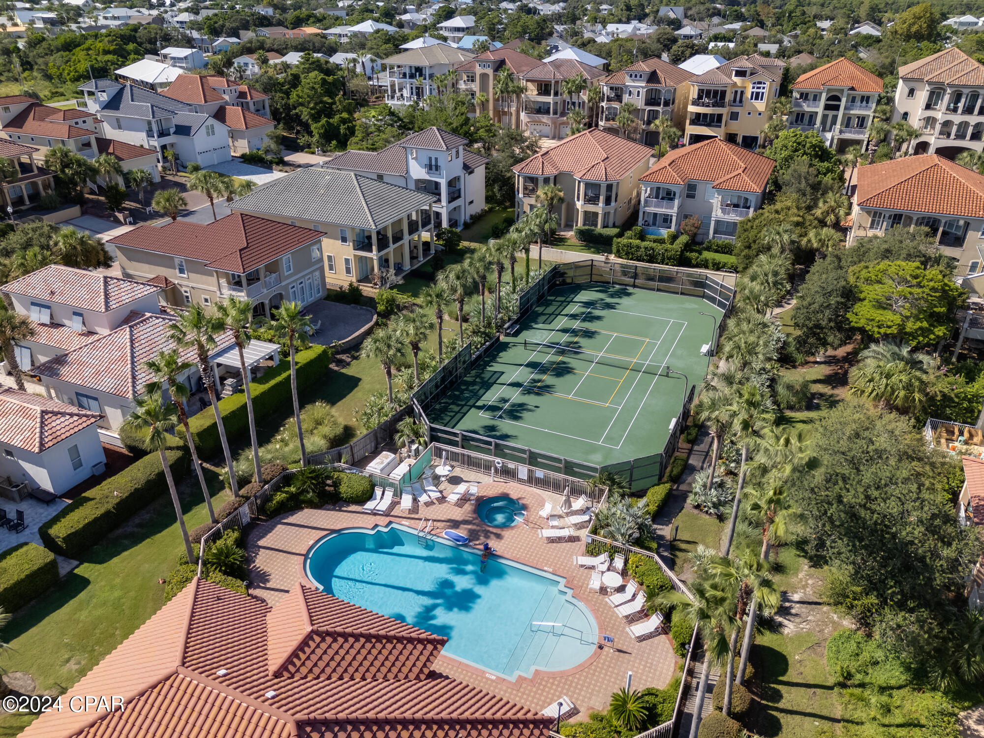 La Valencia Beach Resort - Residential