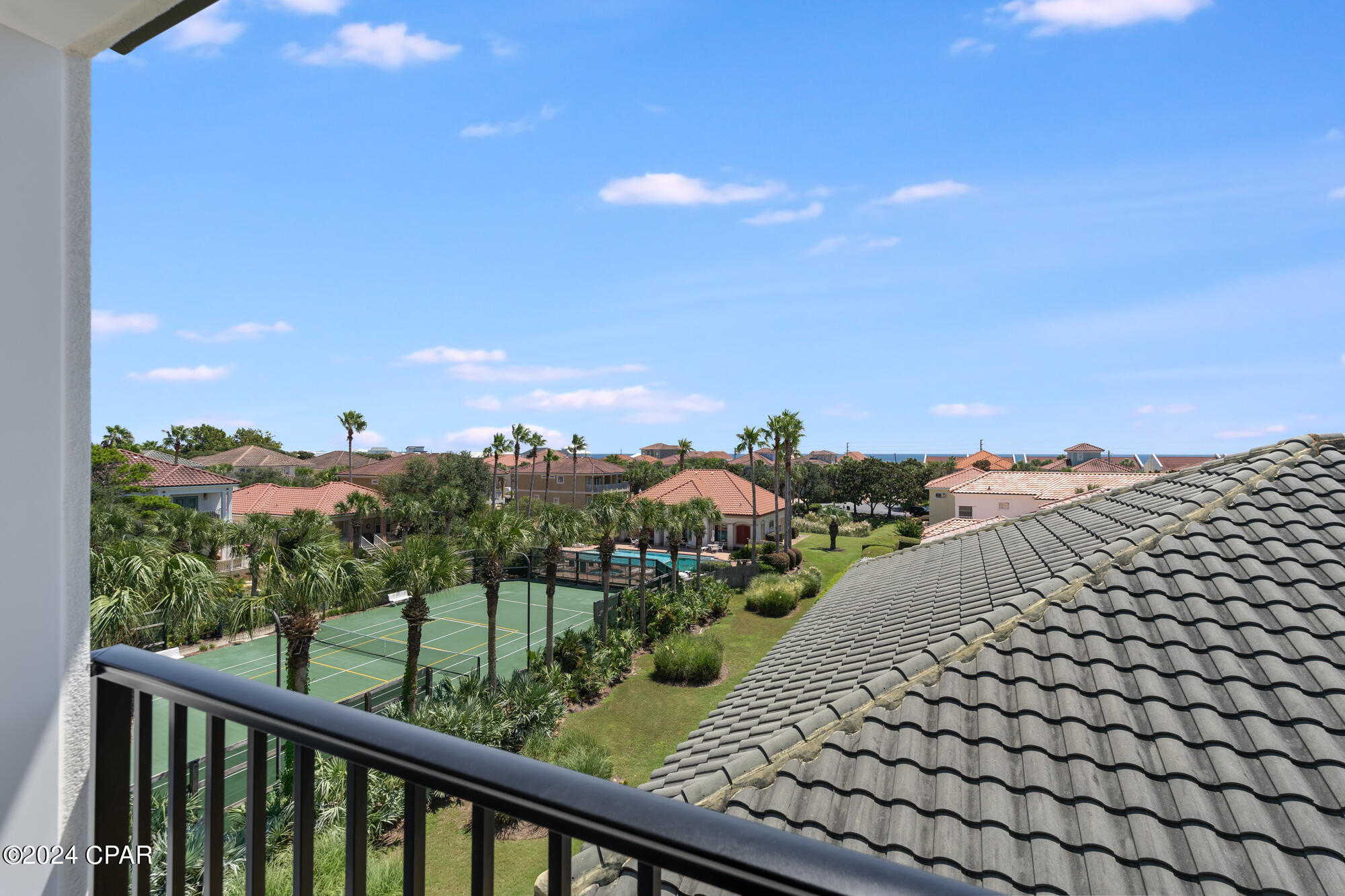 La Valencia Beach Resort - Residential