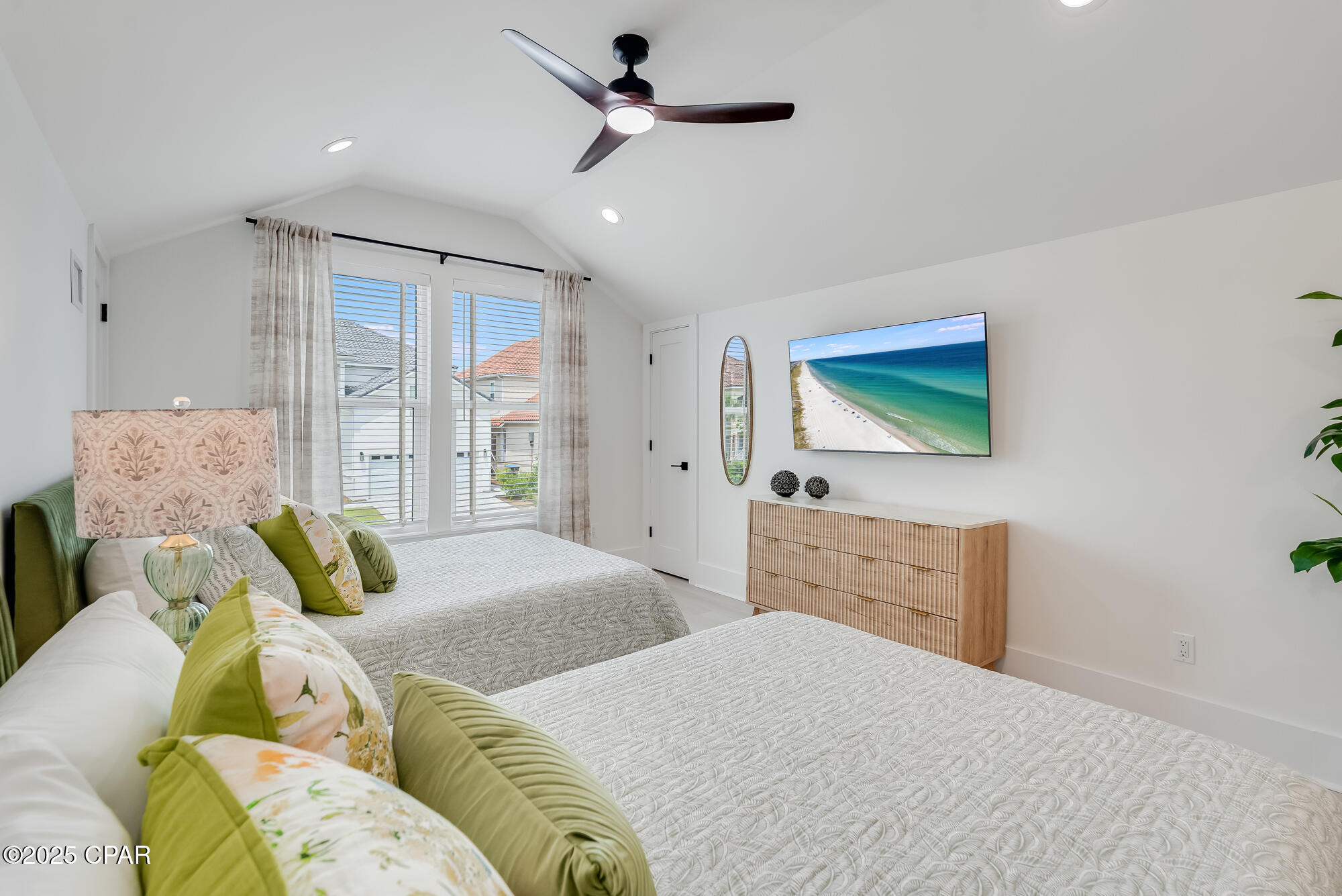 La Valencia Beach Resort - Residential