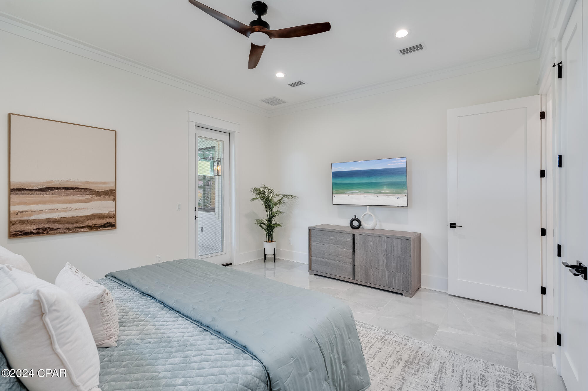 La Valencia Beach Resort - Residential