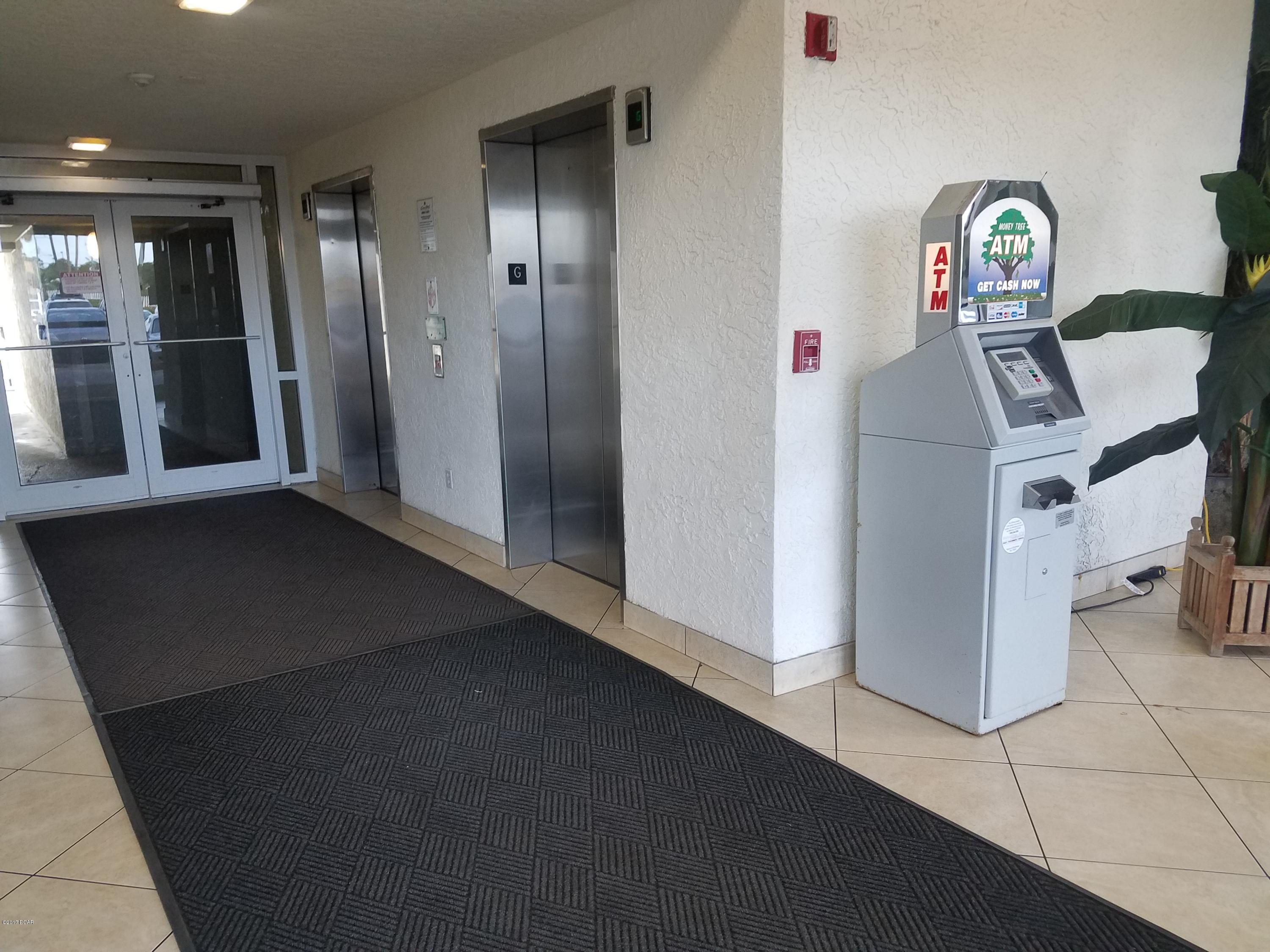 Long Beach Towers II - Residential