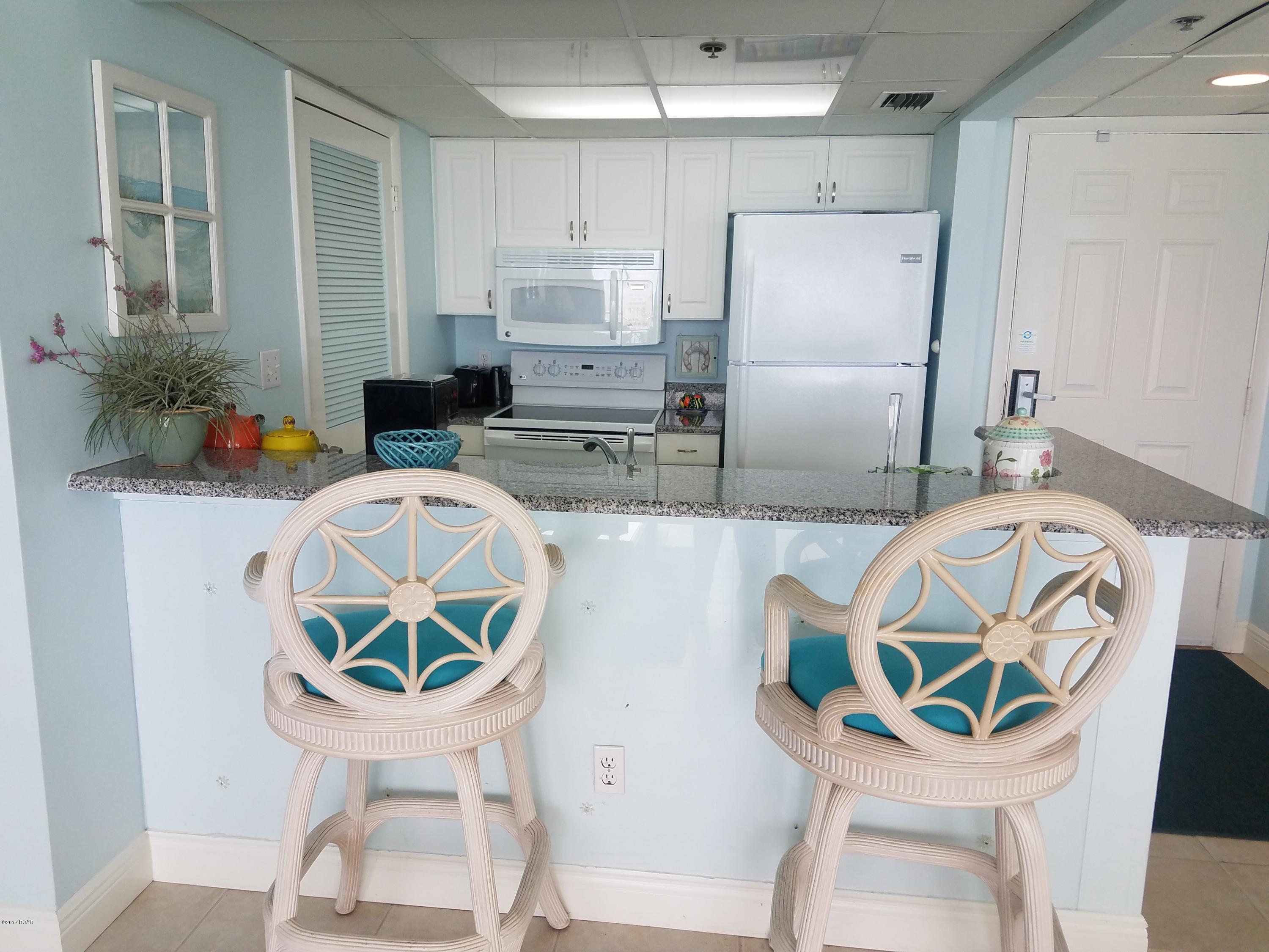 Long Beach Towers II - Residential