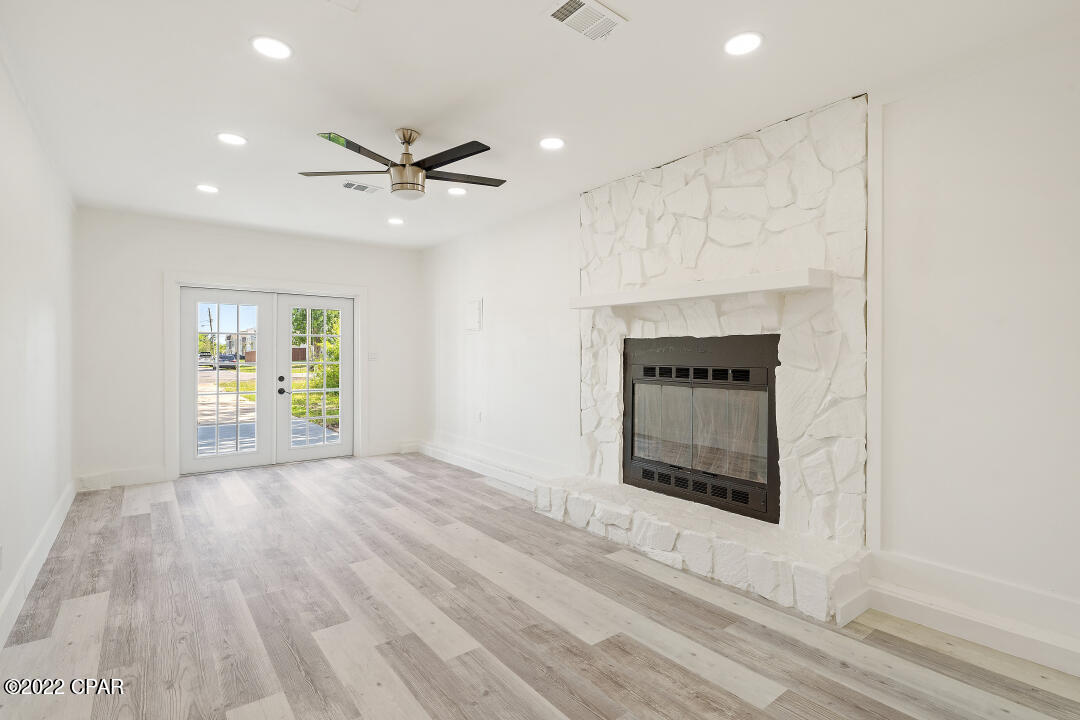 Pine Woods Add. - Residential