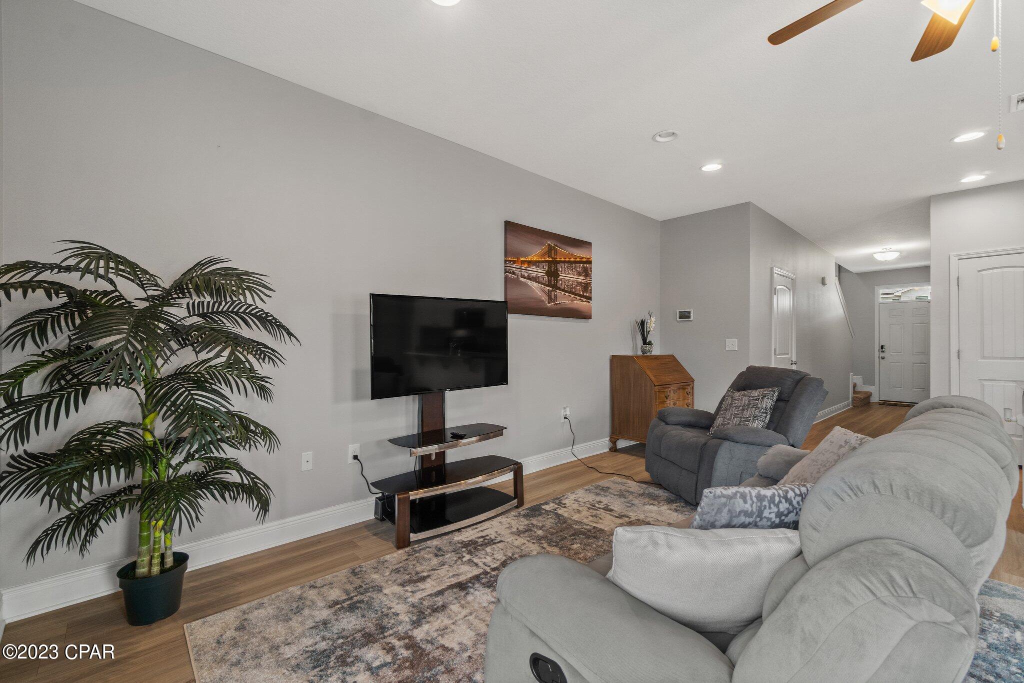 Hathaway Townhomes - Residential