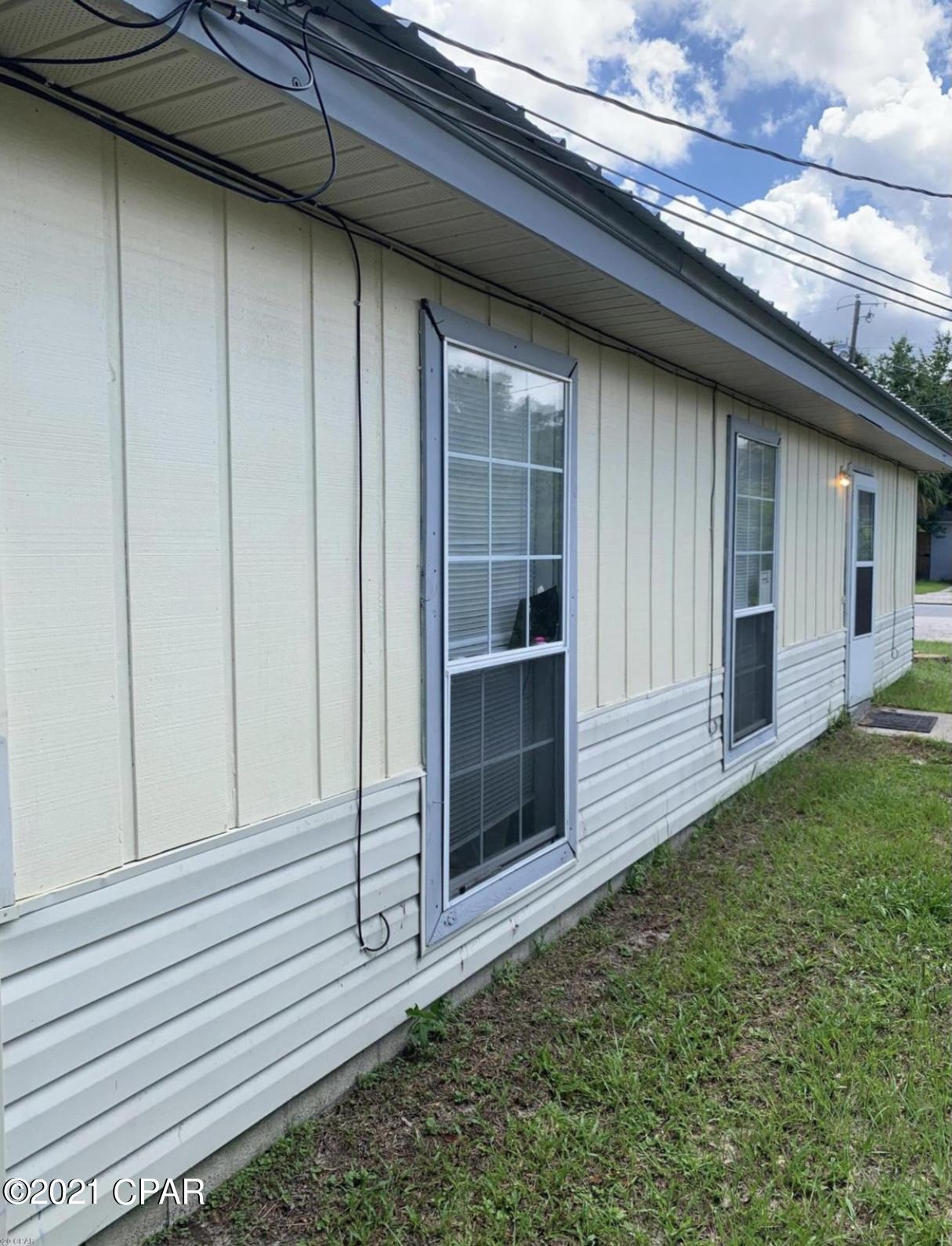 [No Recorded Subdiv] - Residential Lease