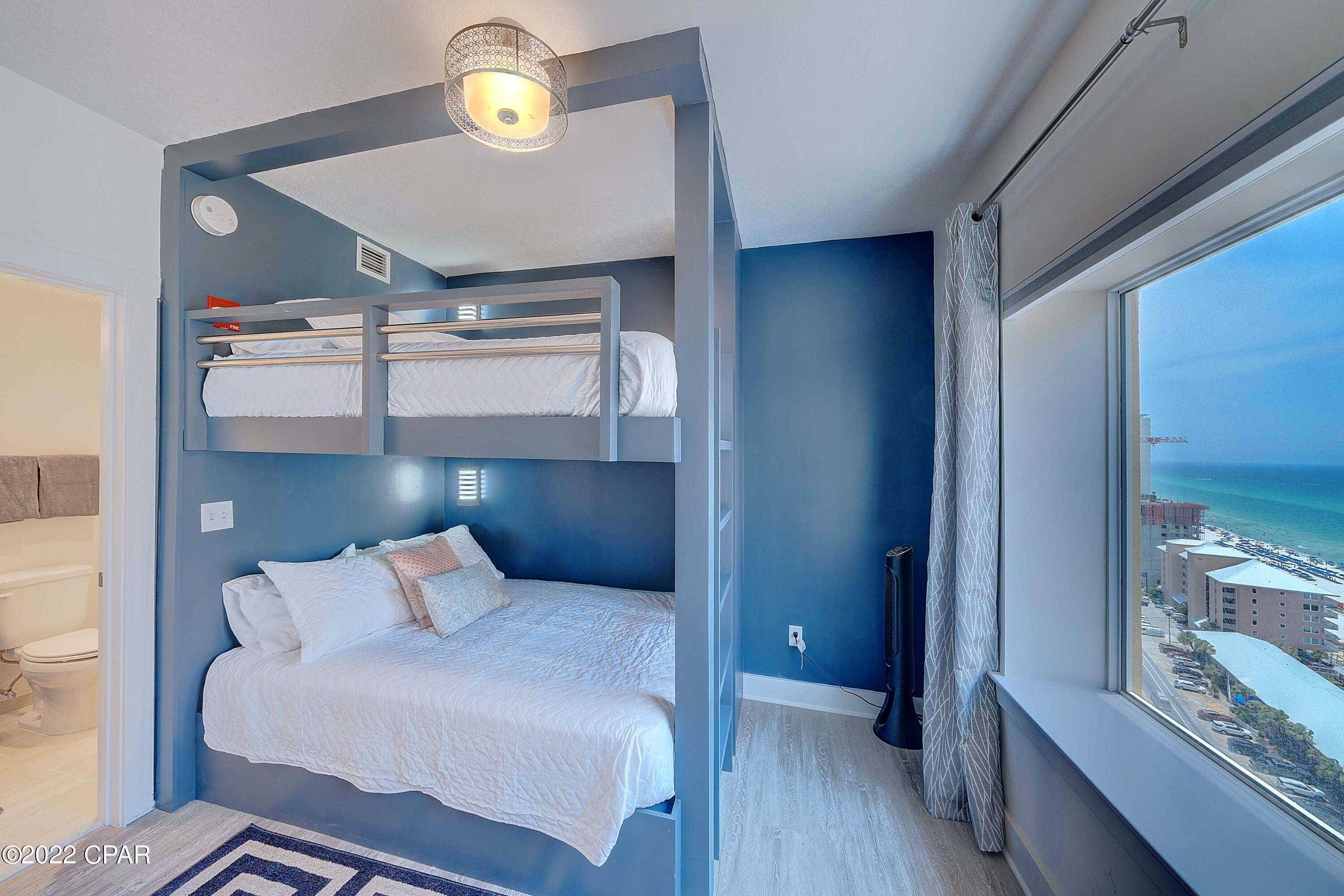 Calypso Towers III - Residential