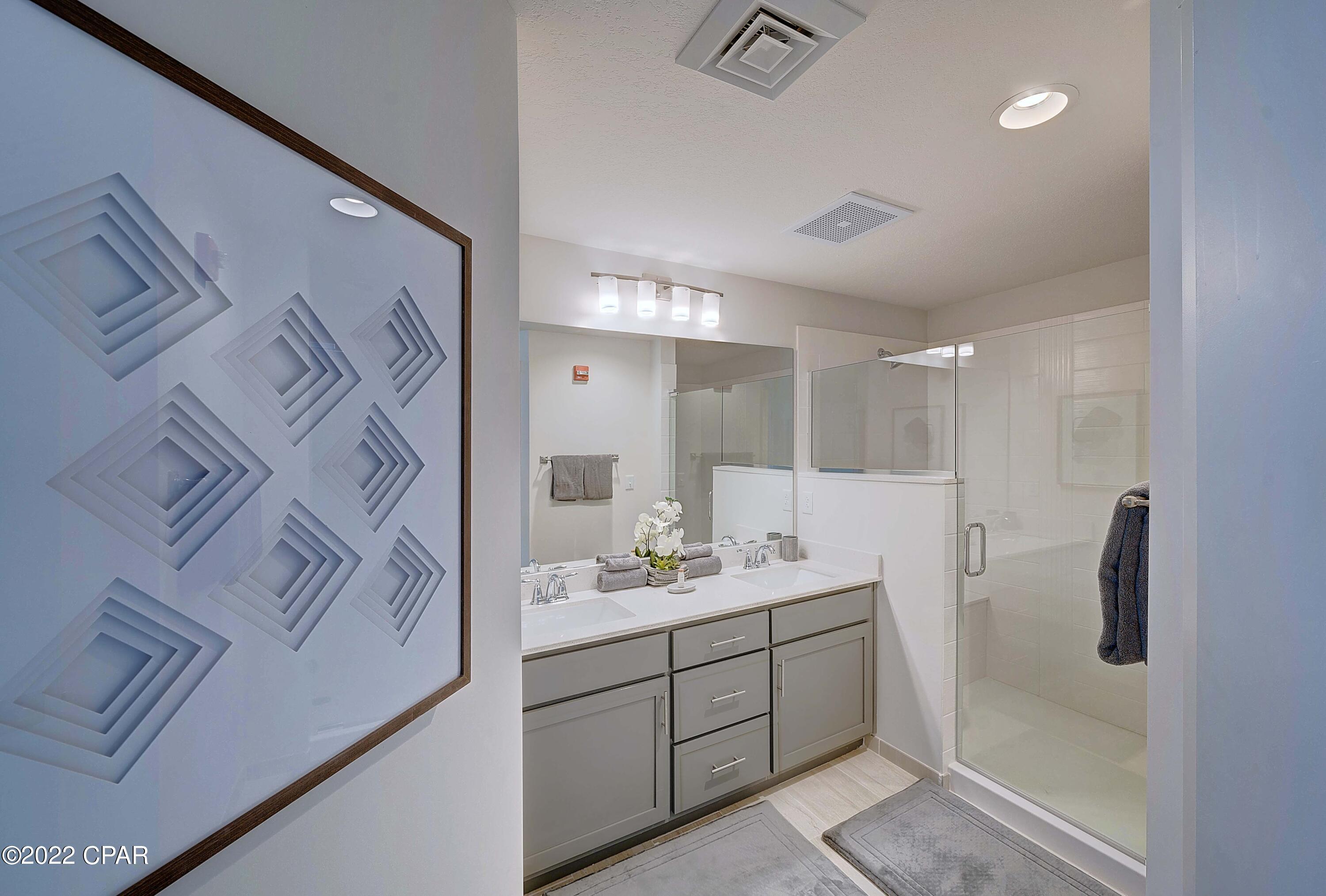 Calypso Towers III - Residential