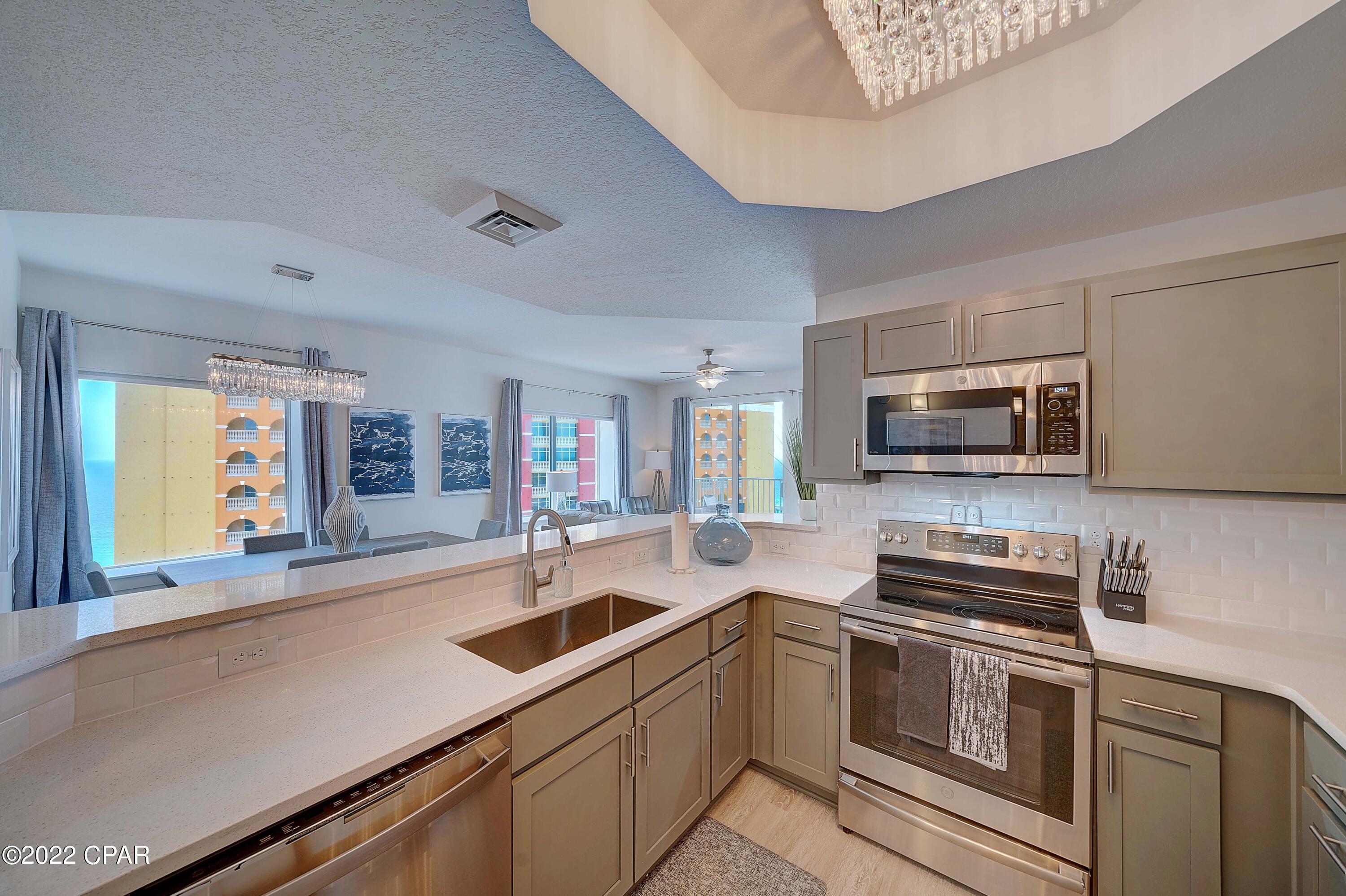 Calypso Towers III - Residential