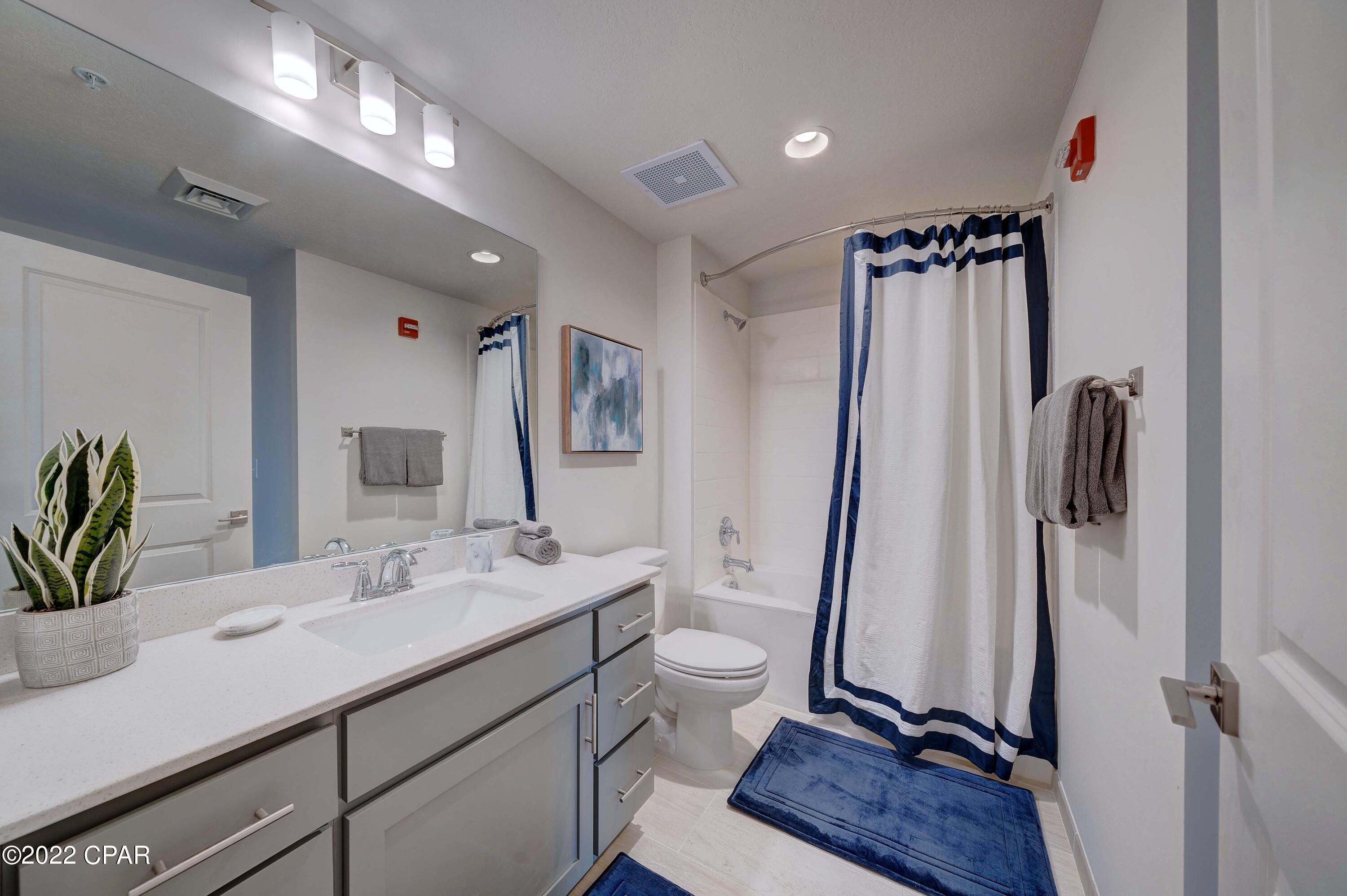 Calypso Towers III - Residential