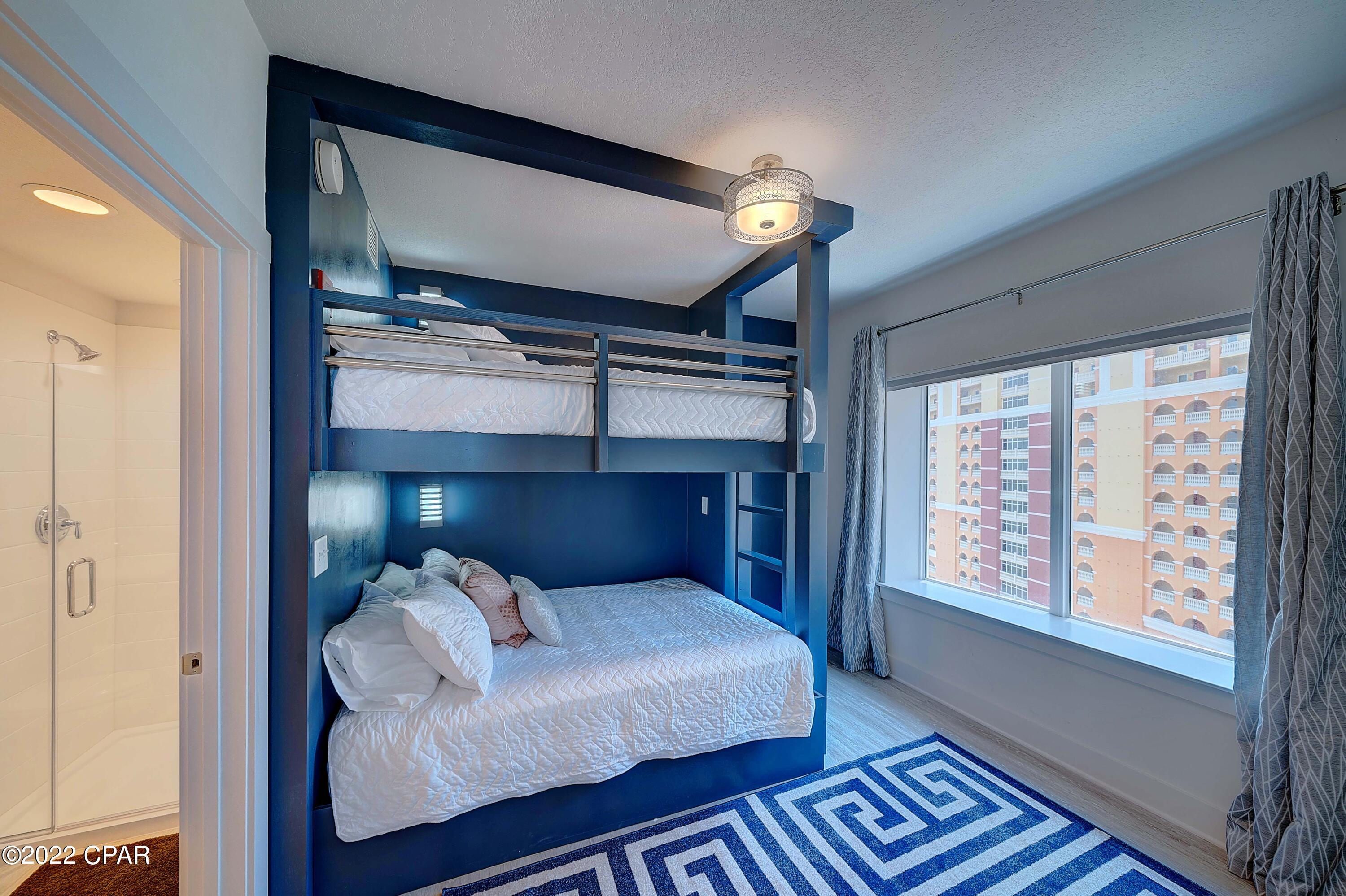 Calypso Towers III - Residential