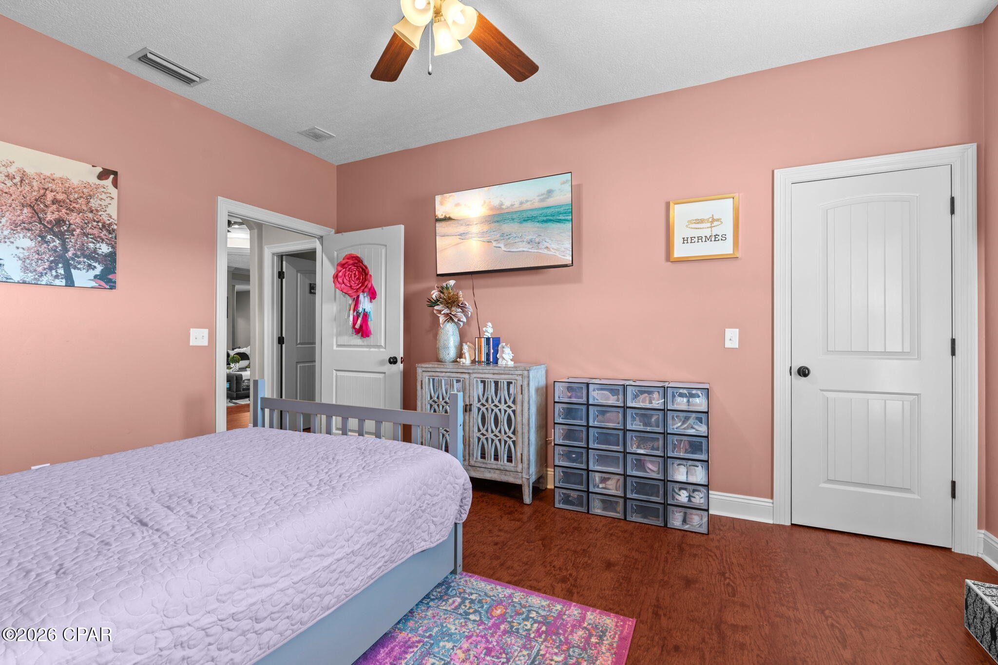 Kirkland Manor - Residential