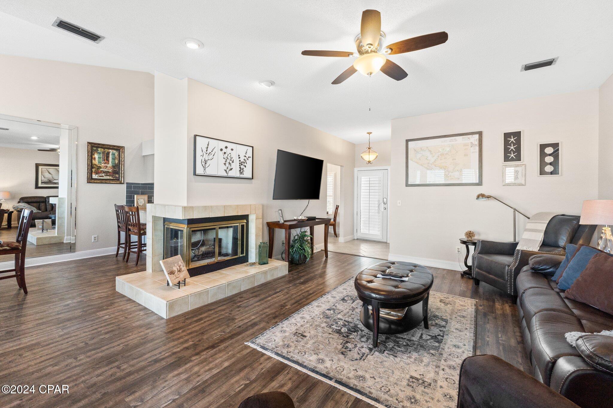 Marina Club Village - Residential