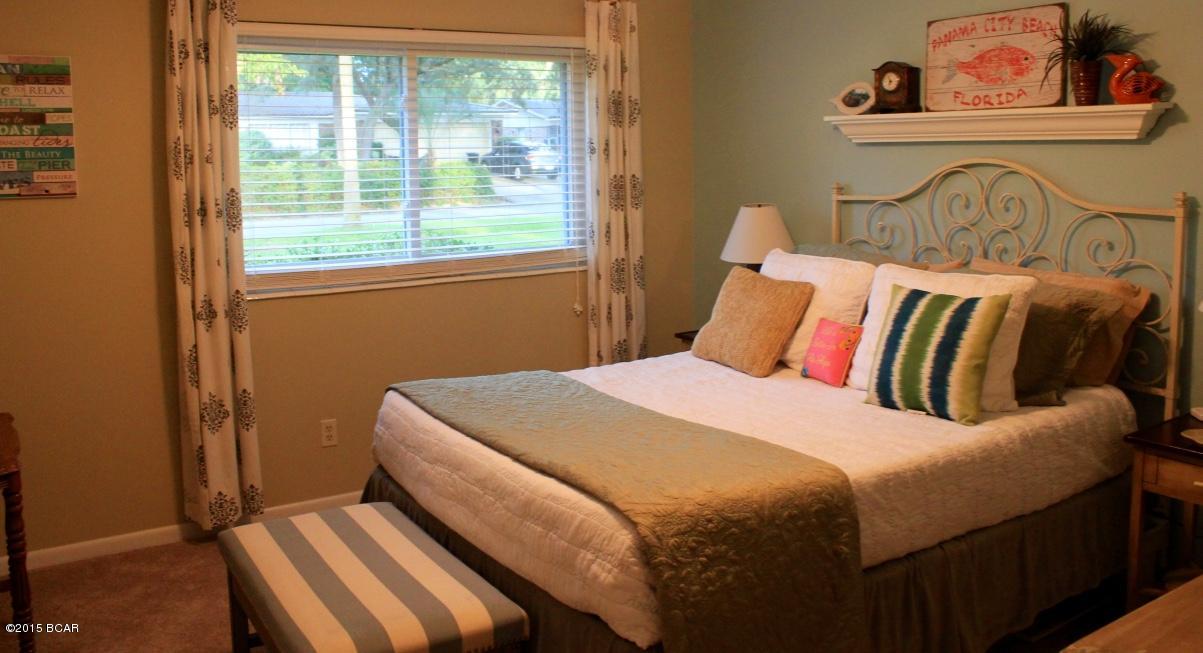 Lannie Rowe Lake Ests - Residential