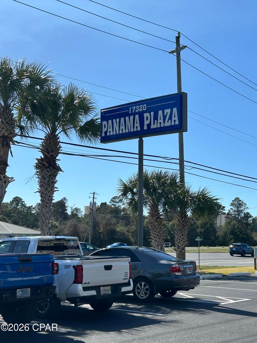 Perfect location for a Retail outlet or Professional Office. This is a highly desirable ground floor unit in a high traffic area.