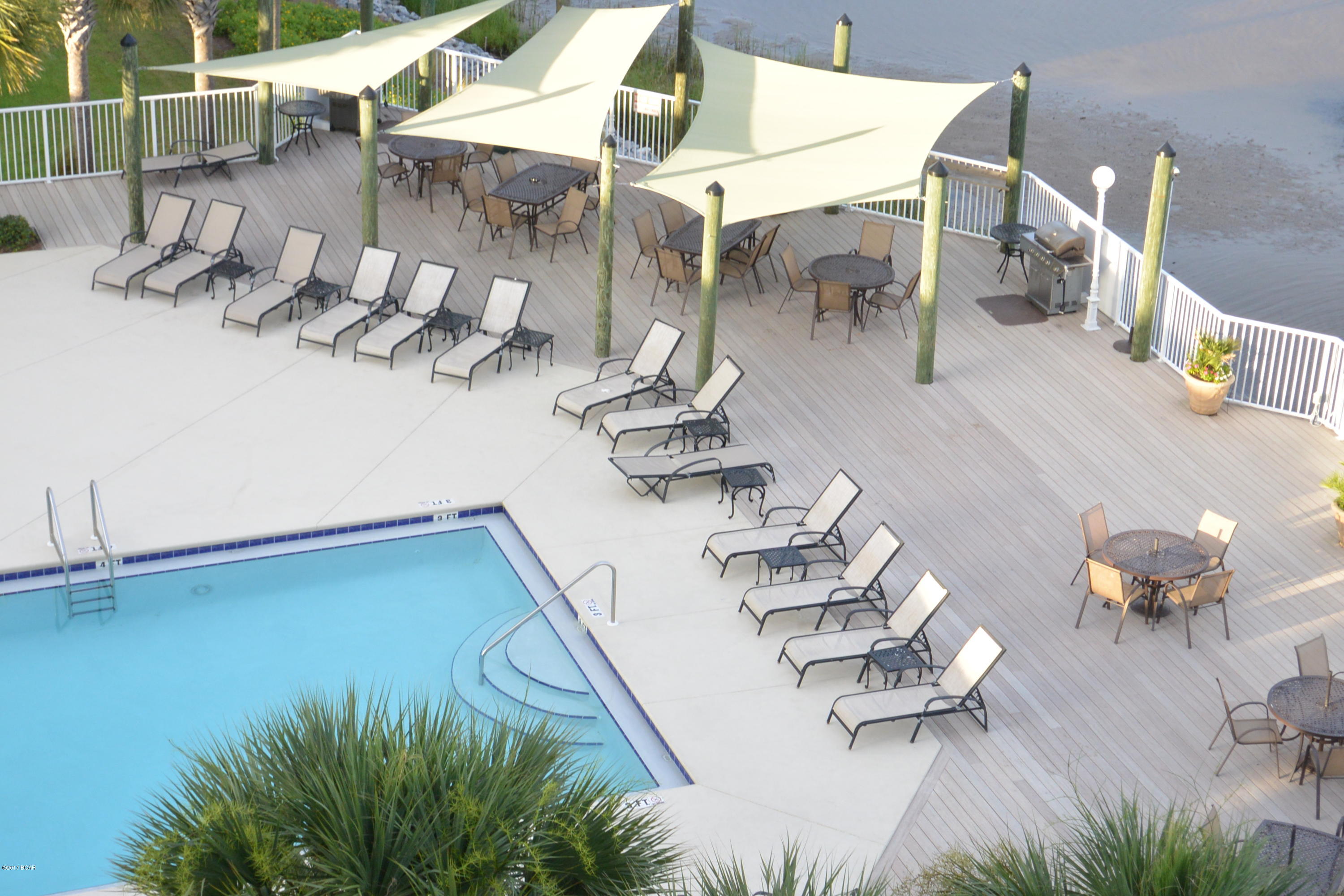 Hibiscus By The Bay - Residential