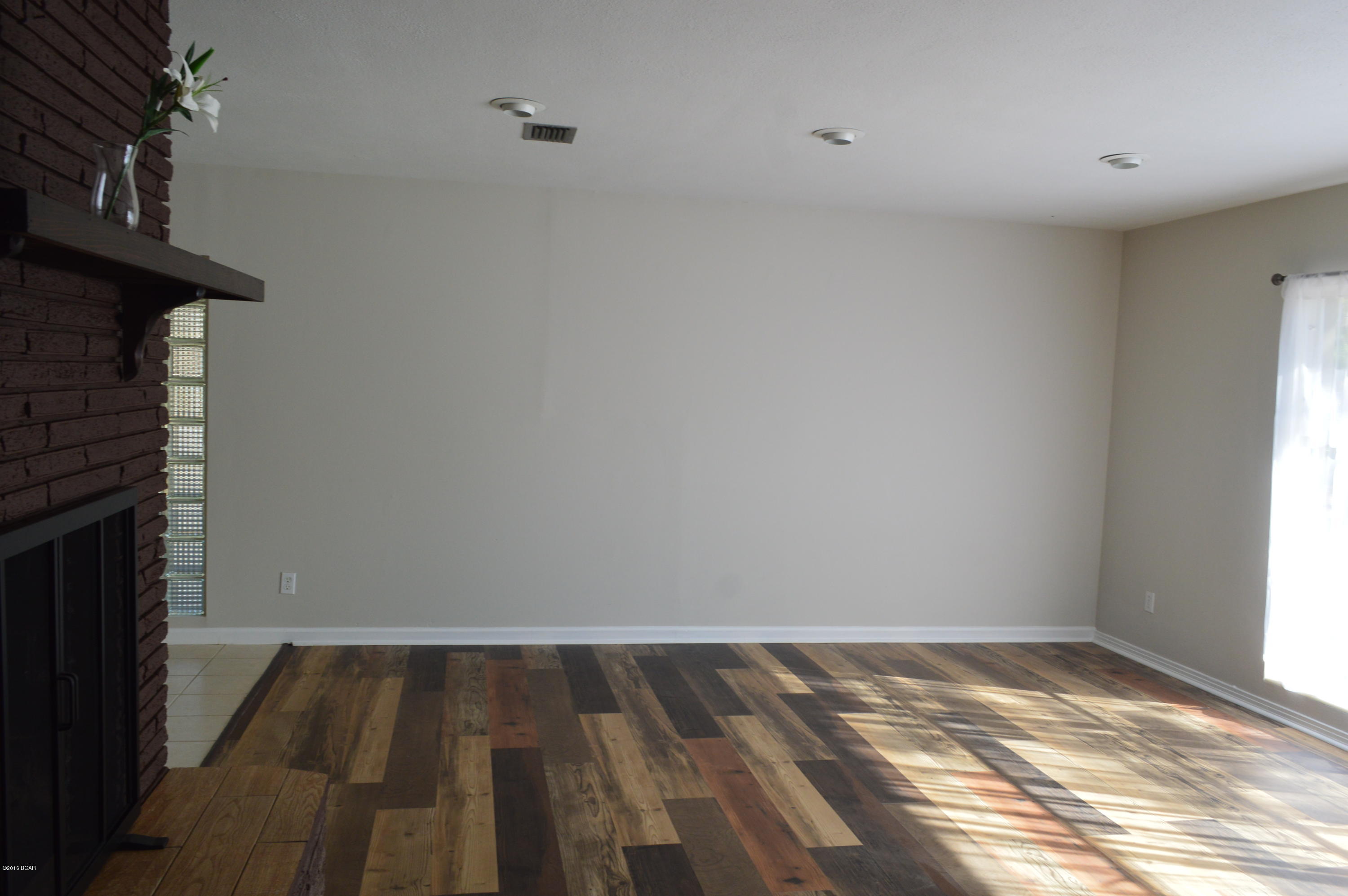 Gilbert-Pkr Add-Pt Don - Residential Lease