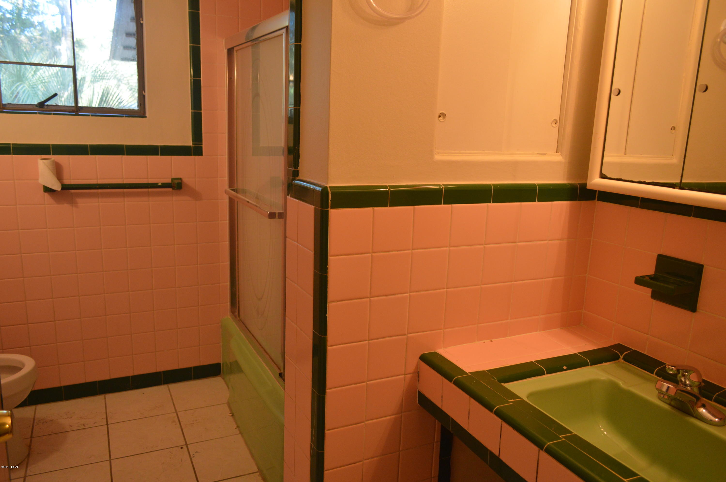 Gilbert-Pkr Add-Pt Don - Residential Lease