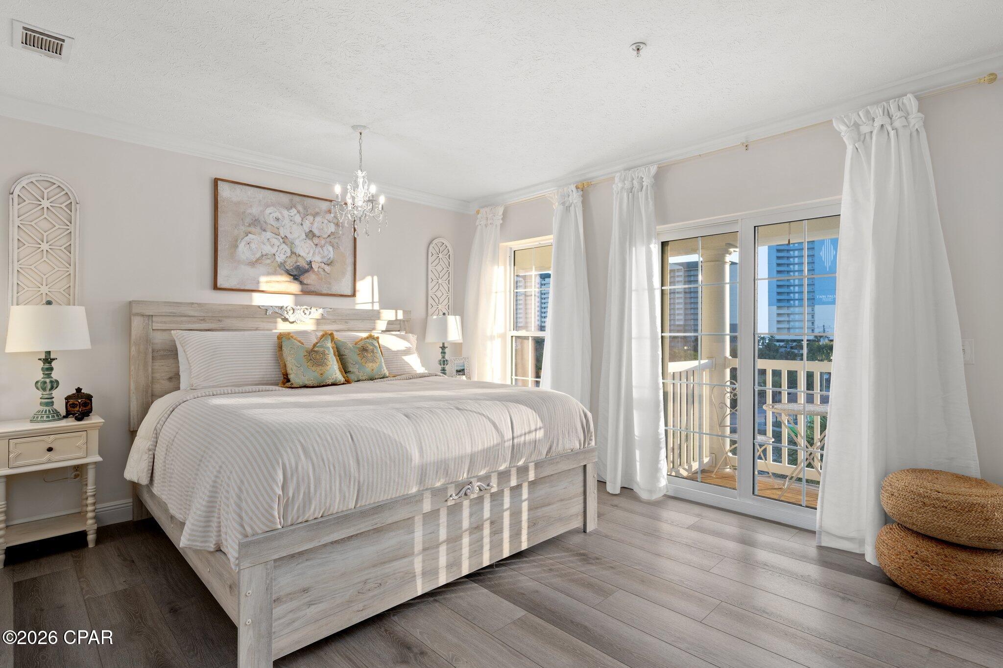 Long Beach 3rd - Residential