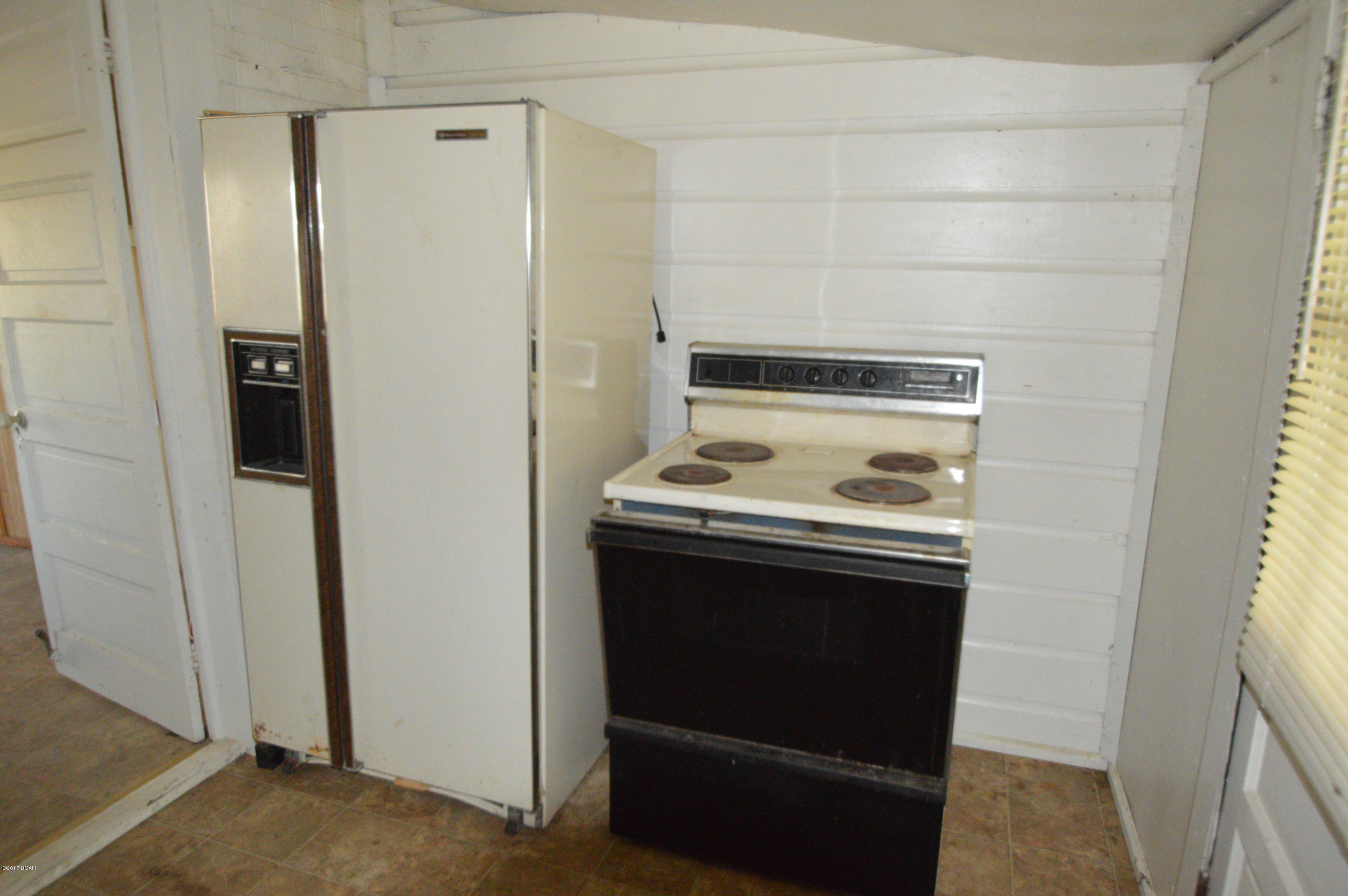 [No Recorded Subdiv] - Residential