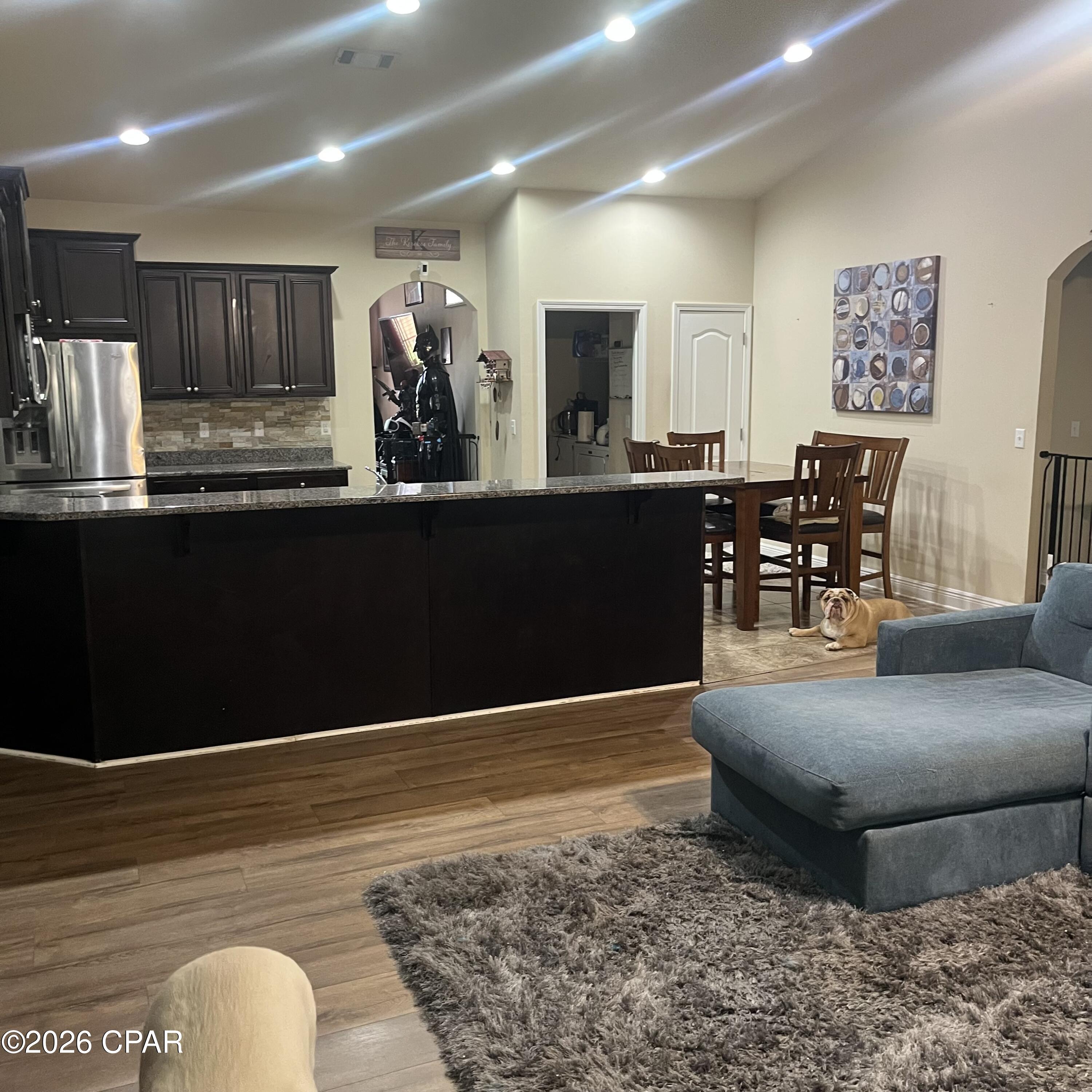 [No Recorded Subdiv] - Residential