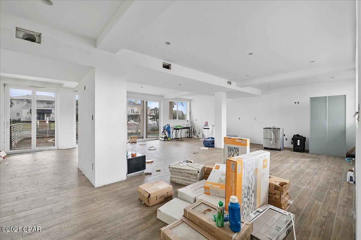 Holiday Isle - Residential