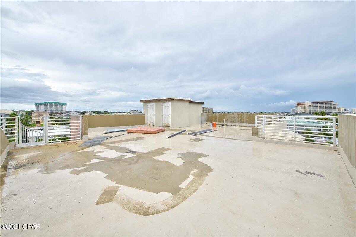 Holiday Isle - Residential