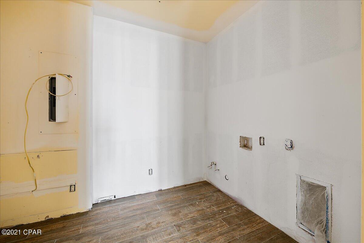 Holiday Isle - Residential