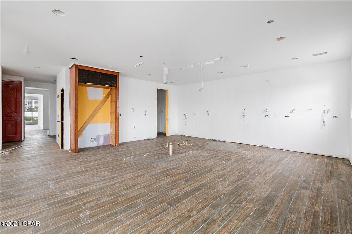 Holiday Isle - Residential