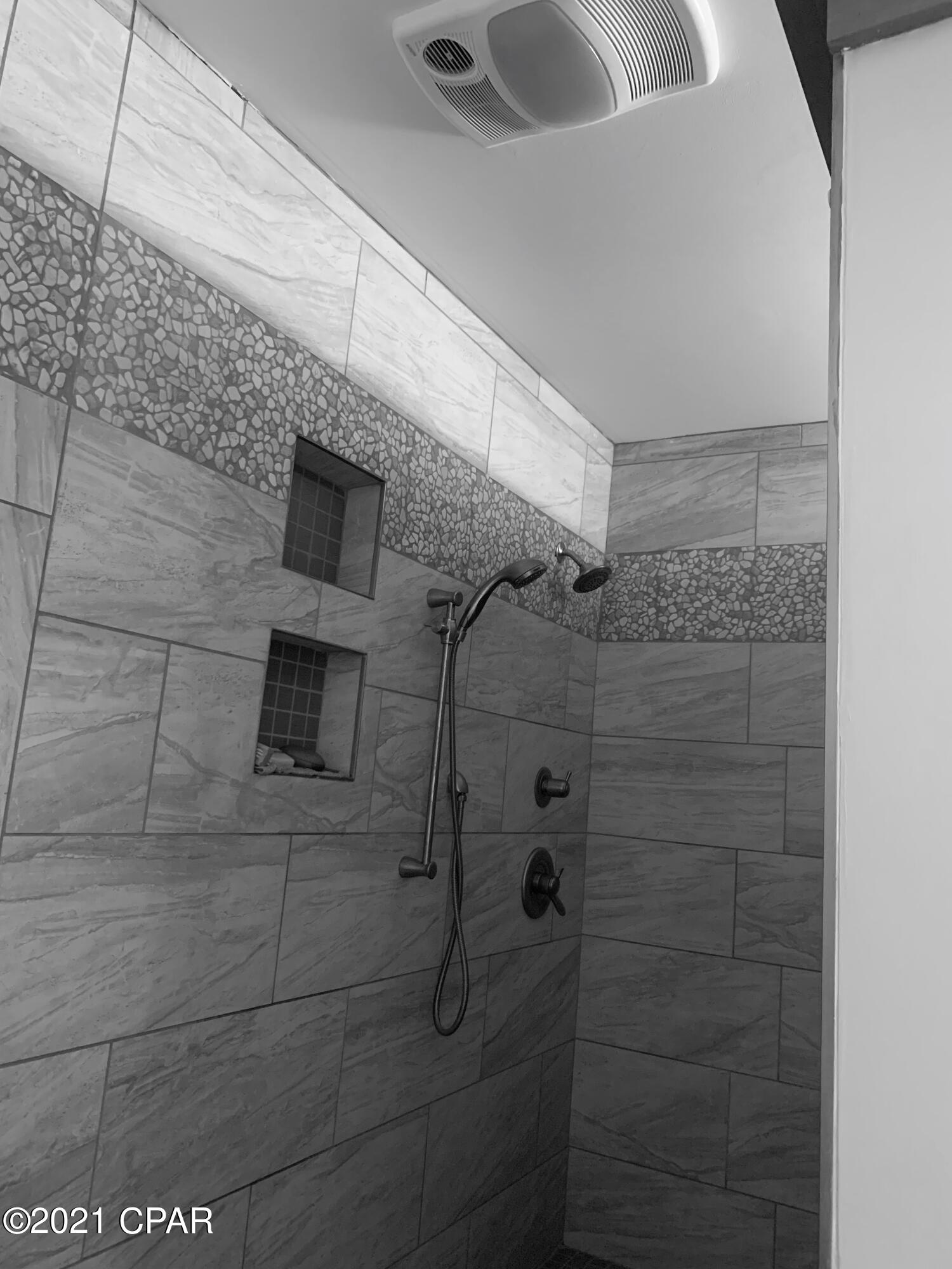 Caroline Add Unit 2 - Residential