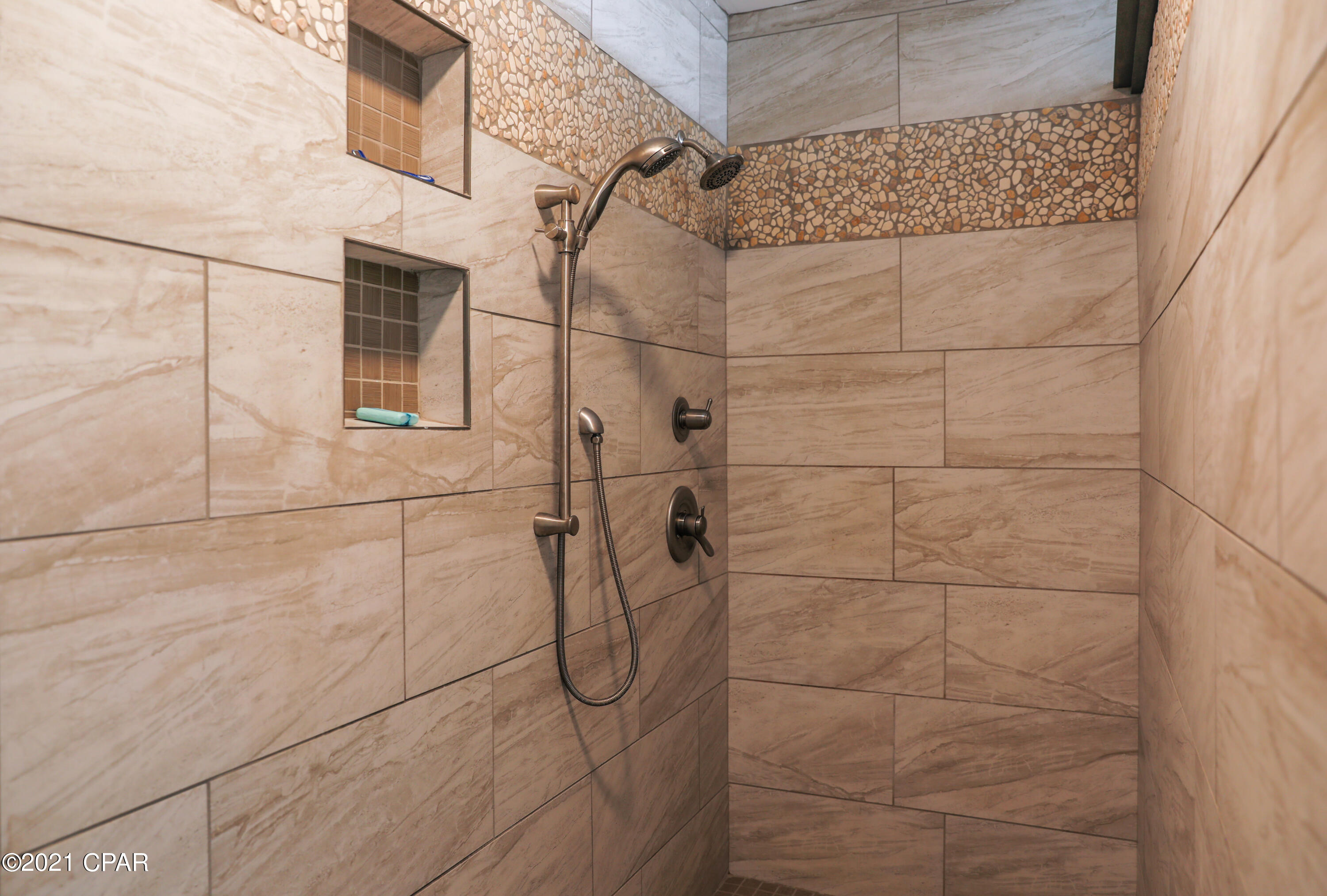 Caroline Add Unit 2 - Residential