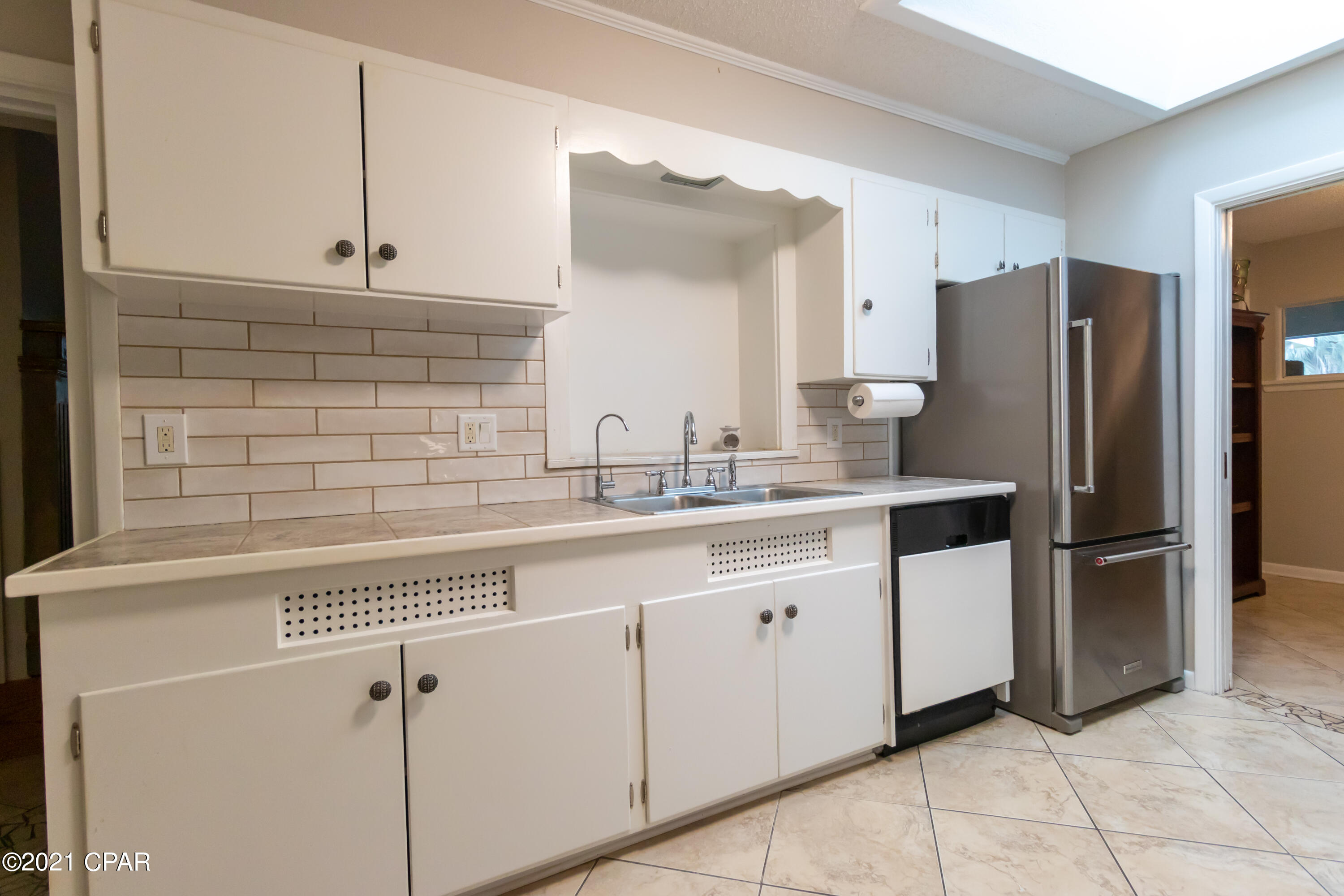 Caroline Add Unit 2 - Residential